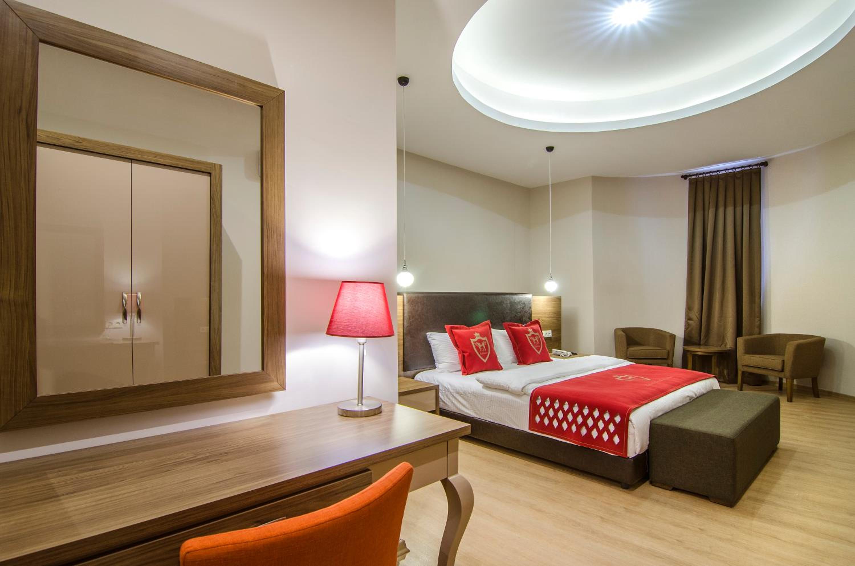 Ladies Beach Suite Hotel - Image 72