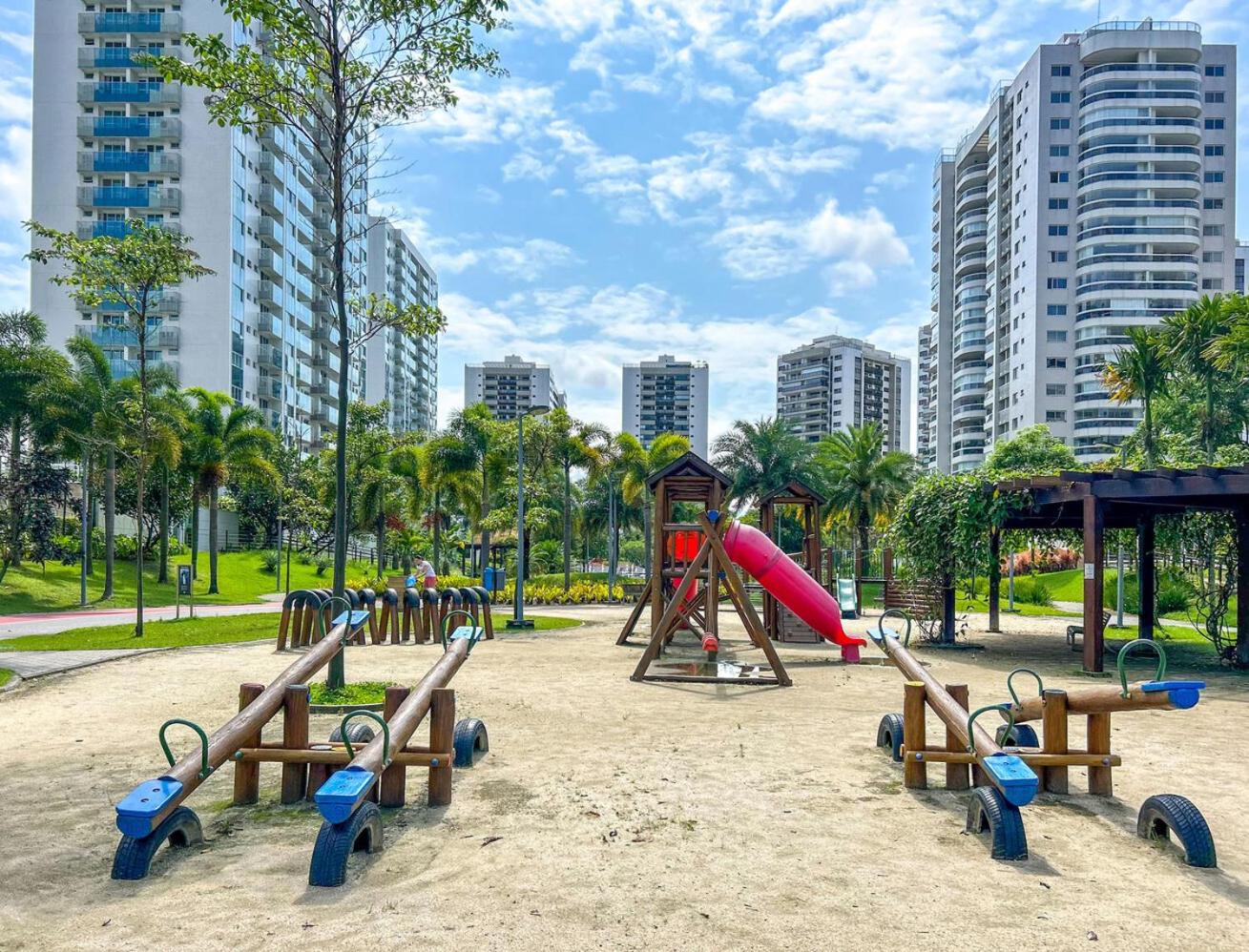 Apto com vista para a Lagoa na Barra da Tijuca RJ