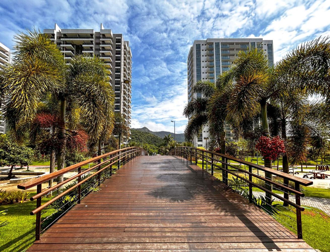 Apto com vista para a Lagoa na Barra da Tijuca RJ