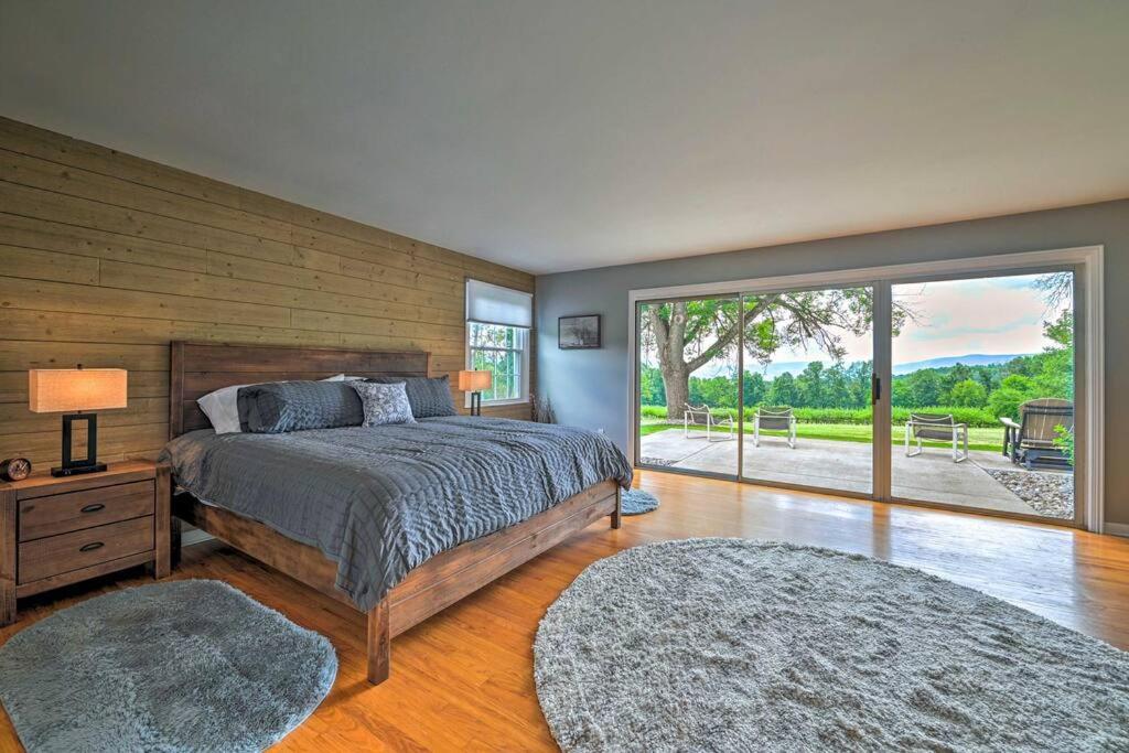 Terrace Mountain Orchard House