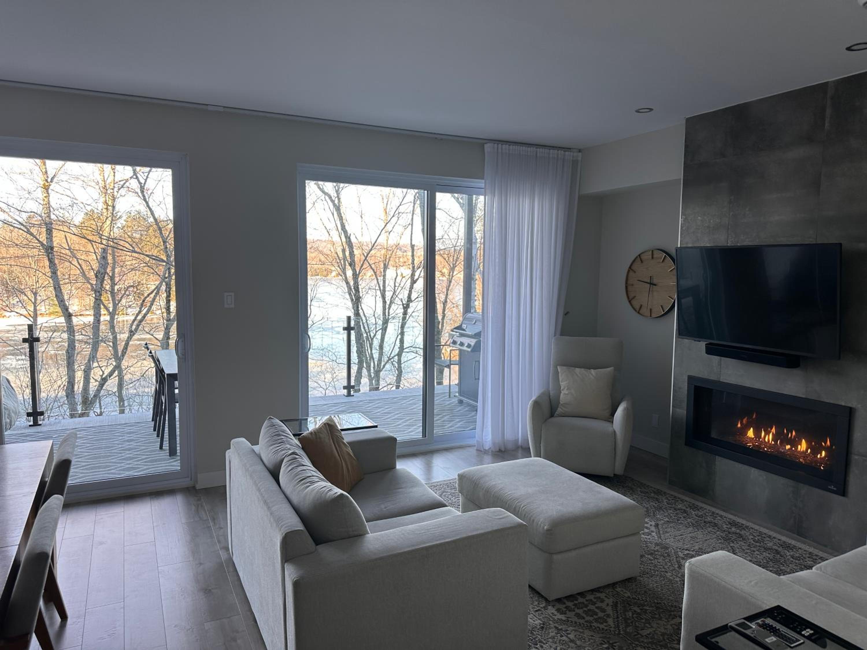 Le Riverain - Condo neuf au bord de l'eau
