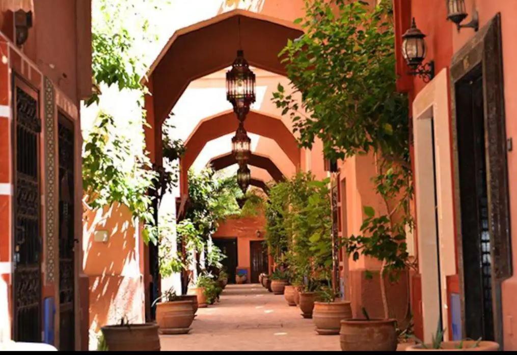 Quarya Assiyahia - Riad CAMILIA- Maison entière avec piscine