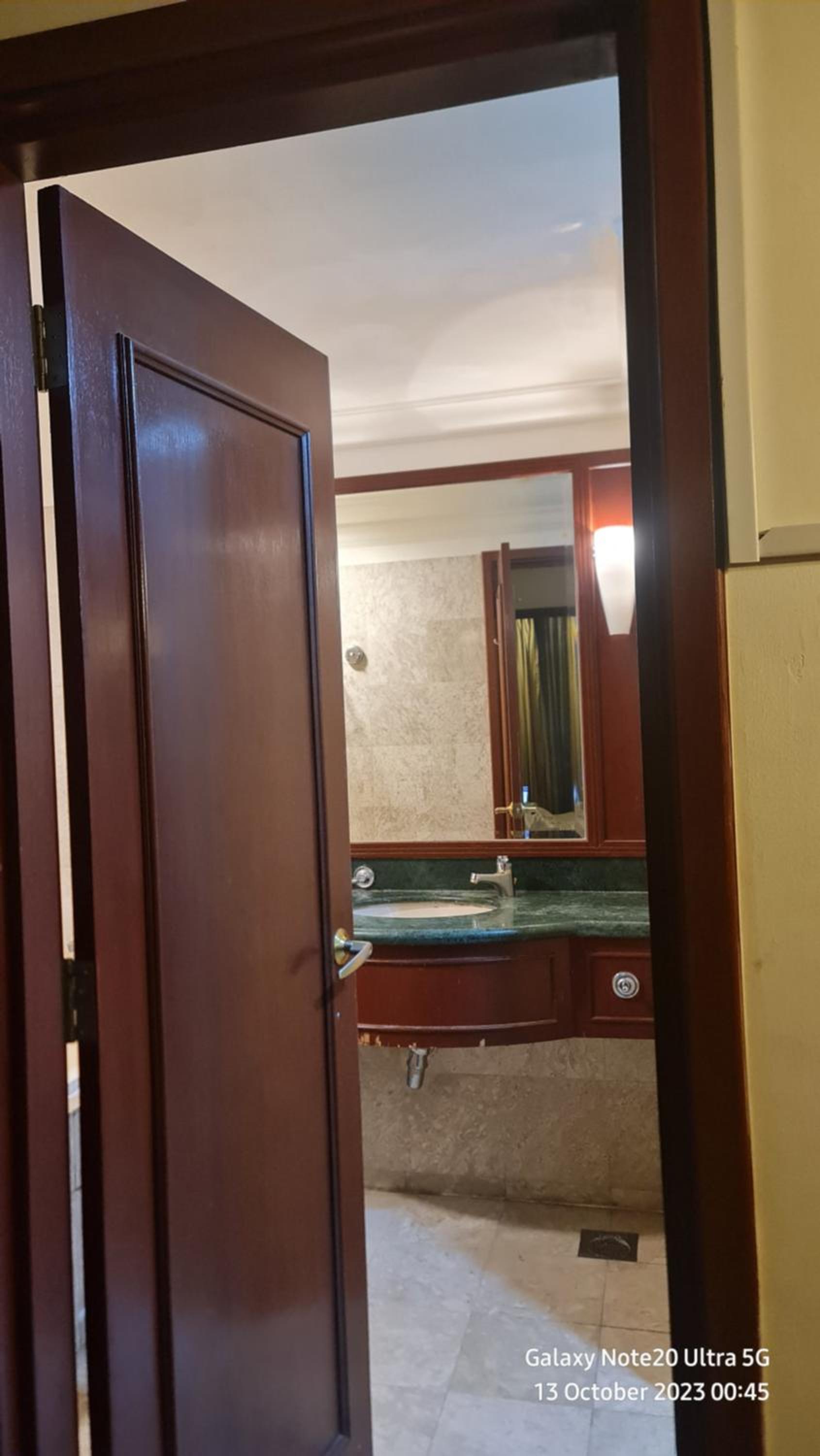 BLOSSOM SERVICE Suite