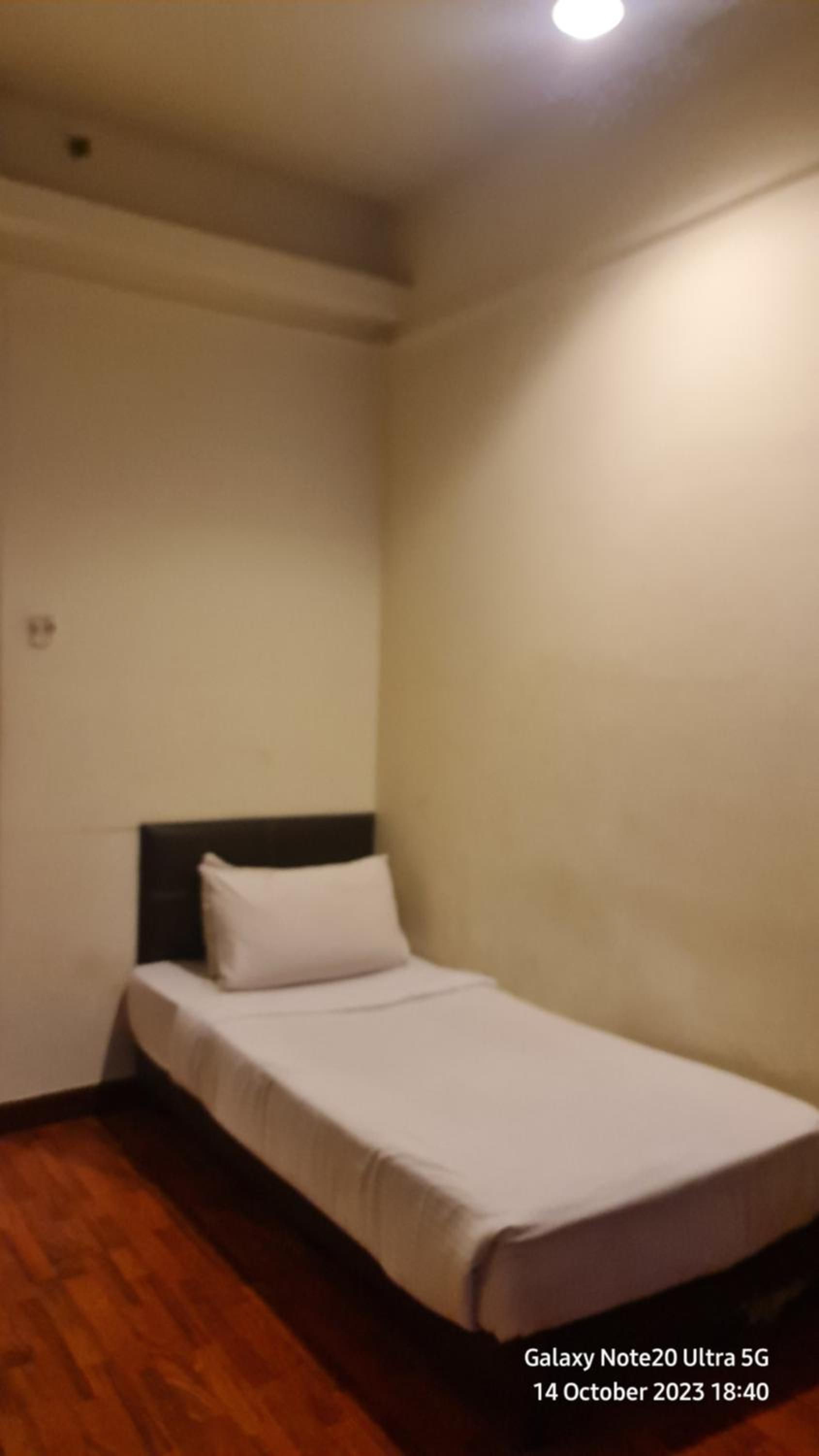 BLOSSOM SERVICE Suite