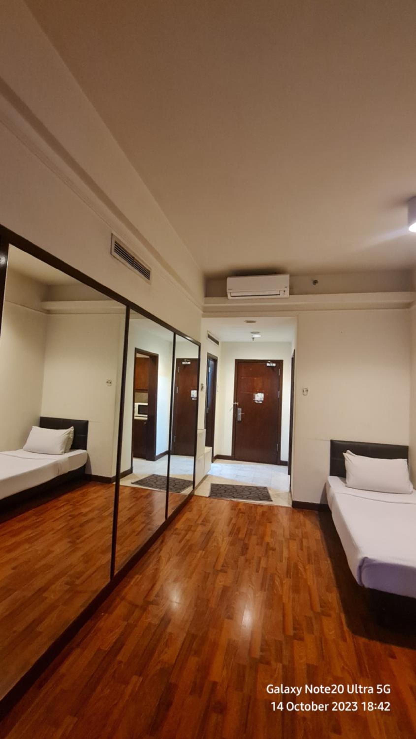 BLOSSOM SERVICE Suite