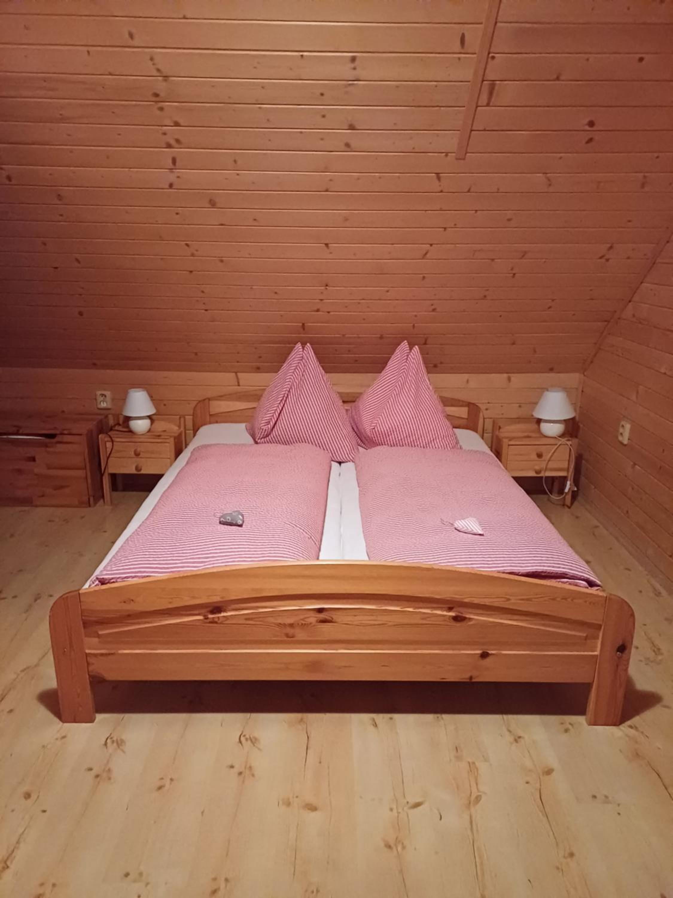 Drevenica Západné Tatry s kúpacou kaďou a krbom view 2
