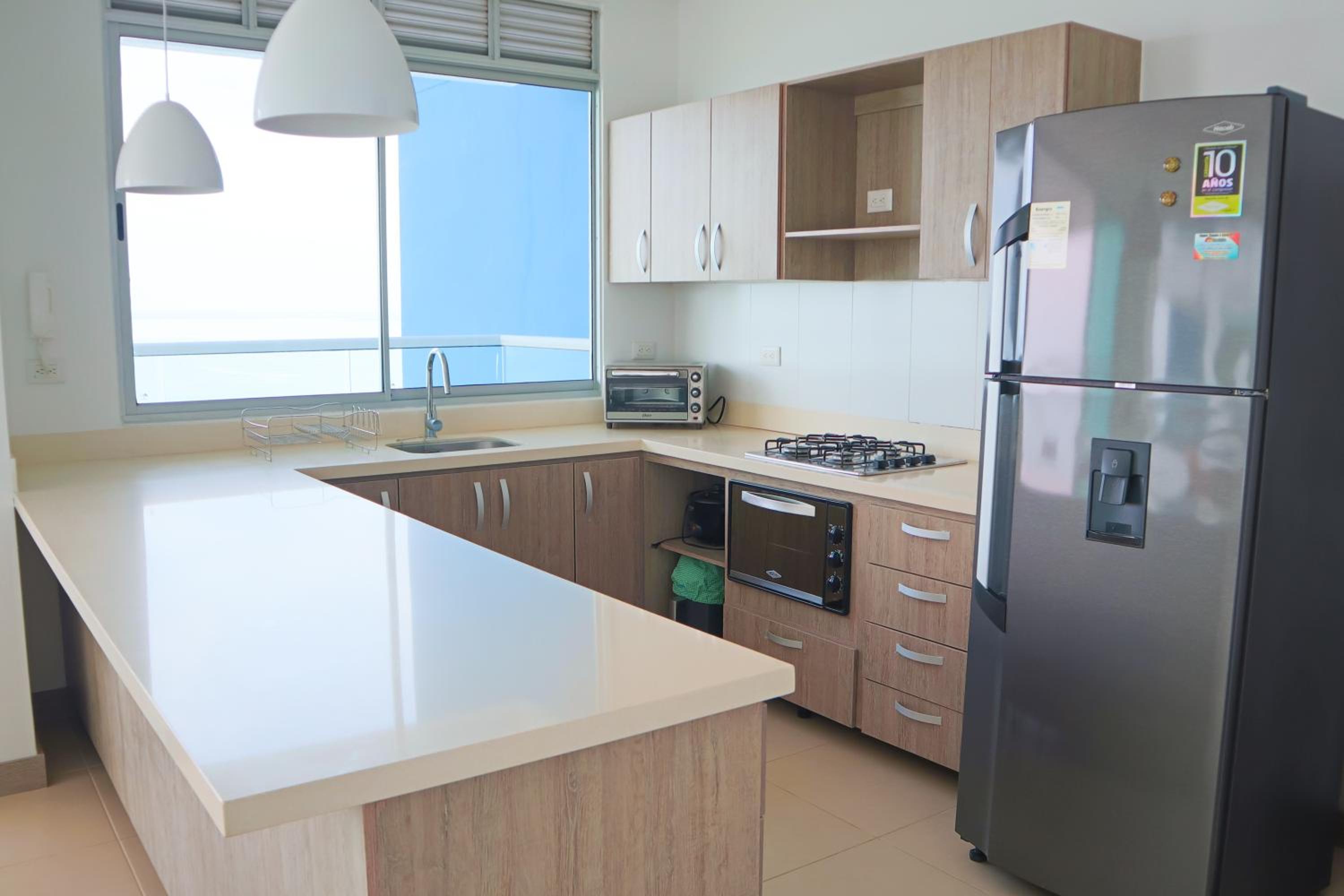 Hermoso Apartamento Frente al Mar 4 Habitaciones PAZ384