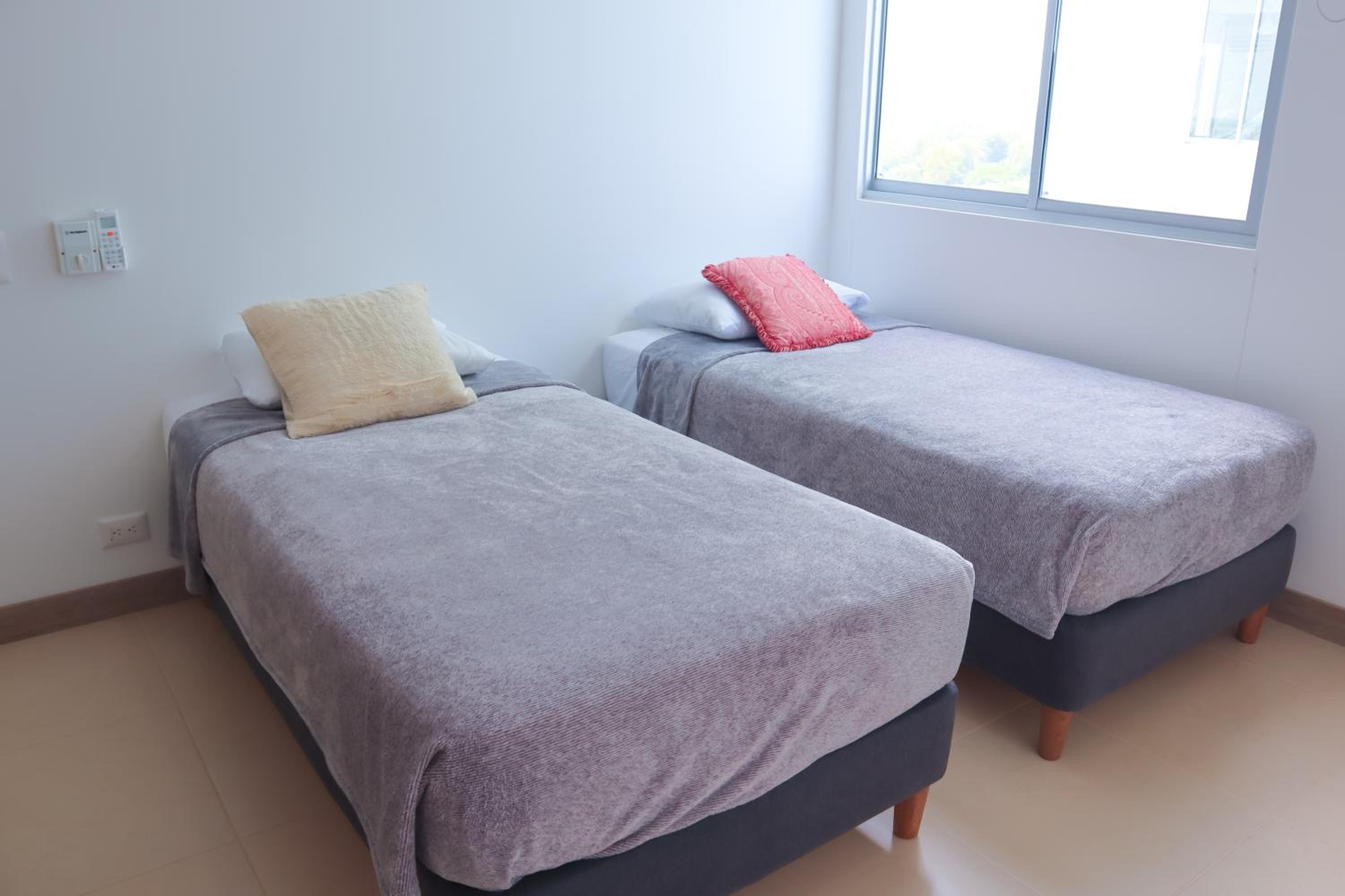 Hermoso Apartamento Frente al Mar 4 Habitaciones PAZ384