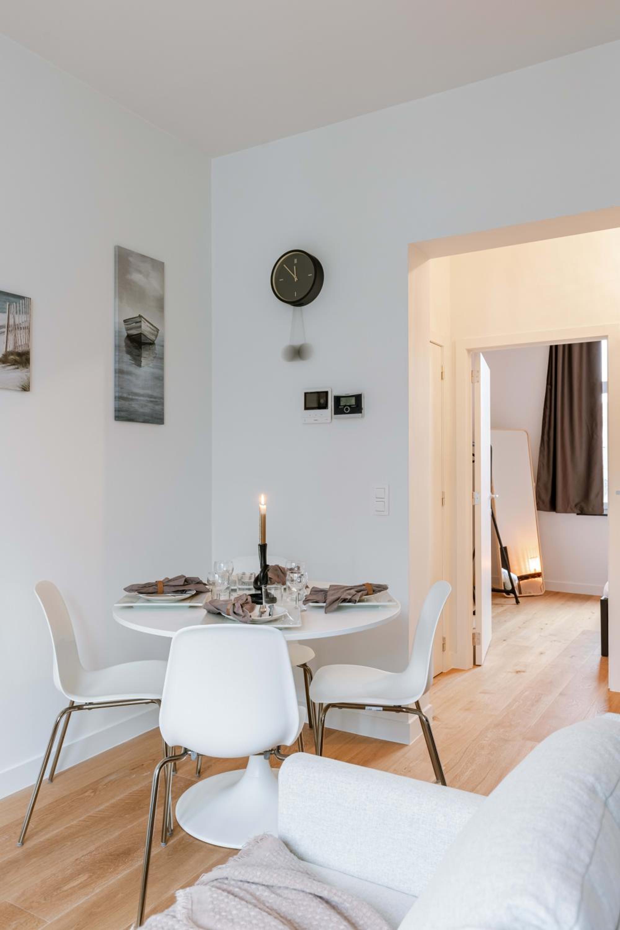 Charming apartment just steps from the beach