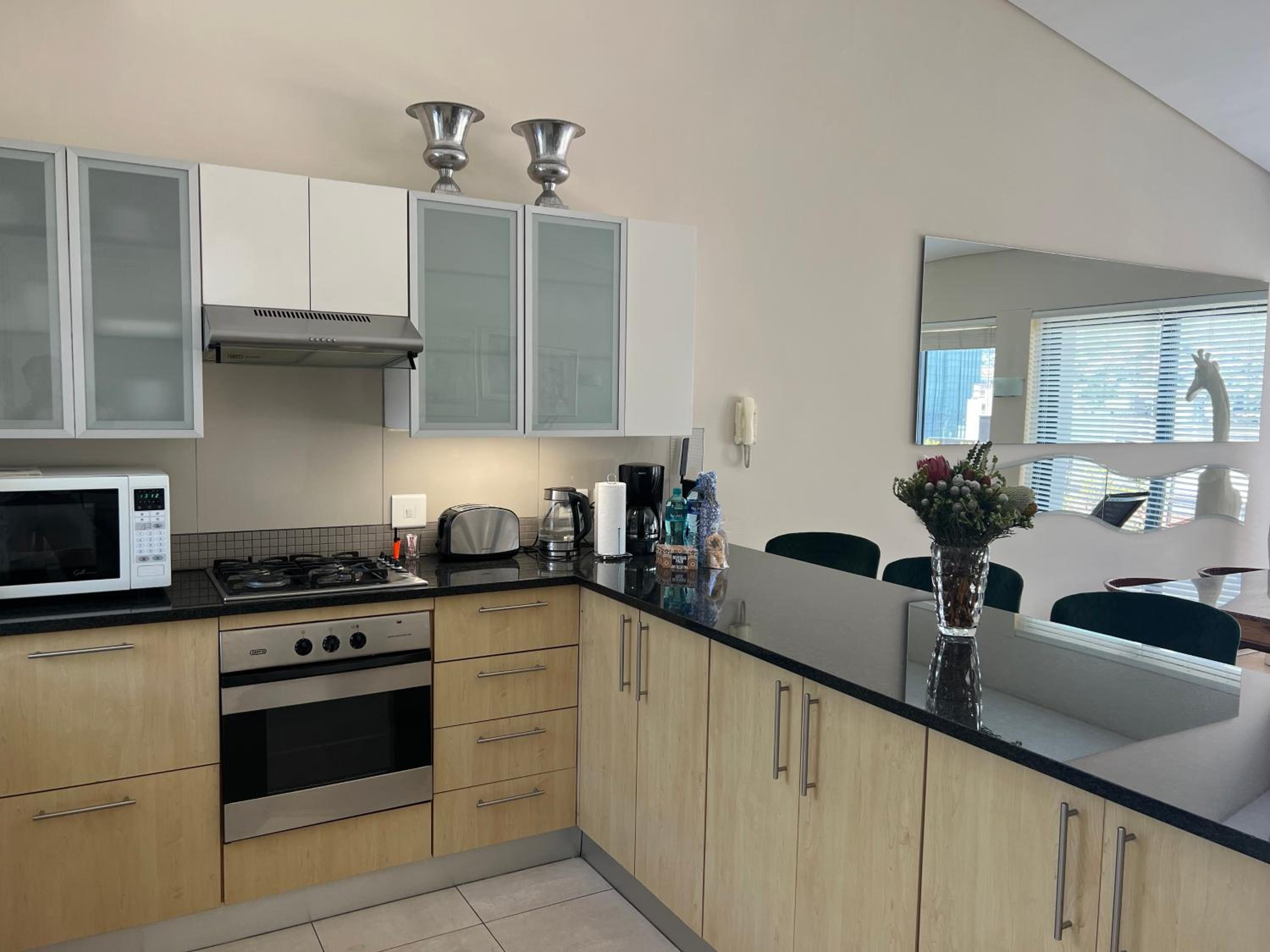 Design City Centre Apartment (2 Bedrooms)
