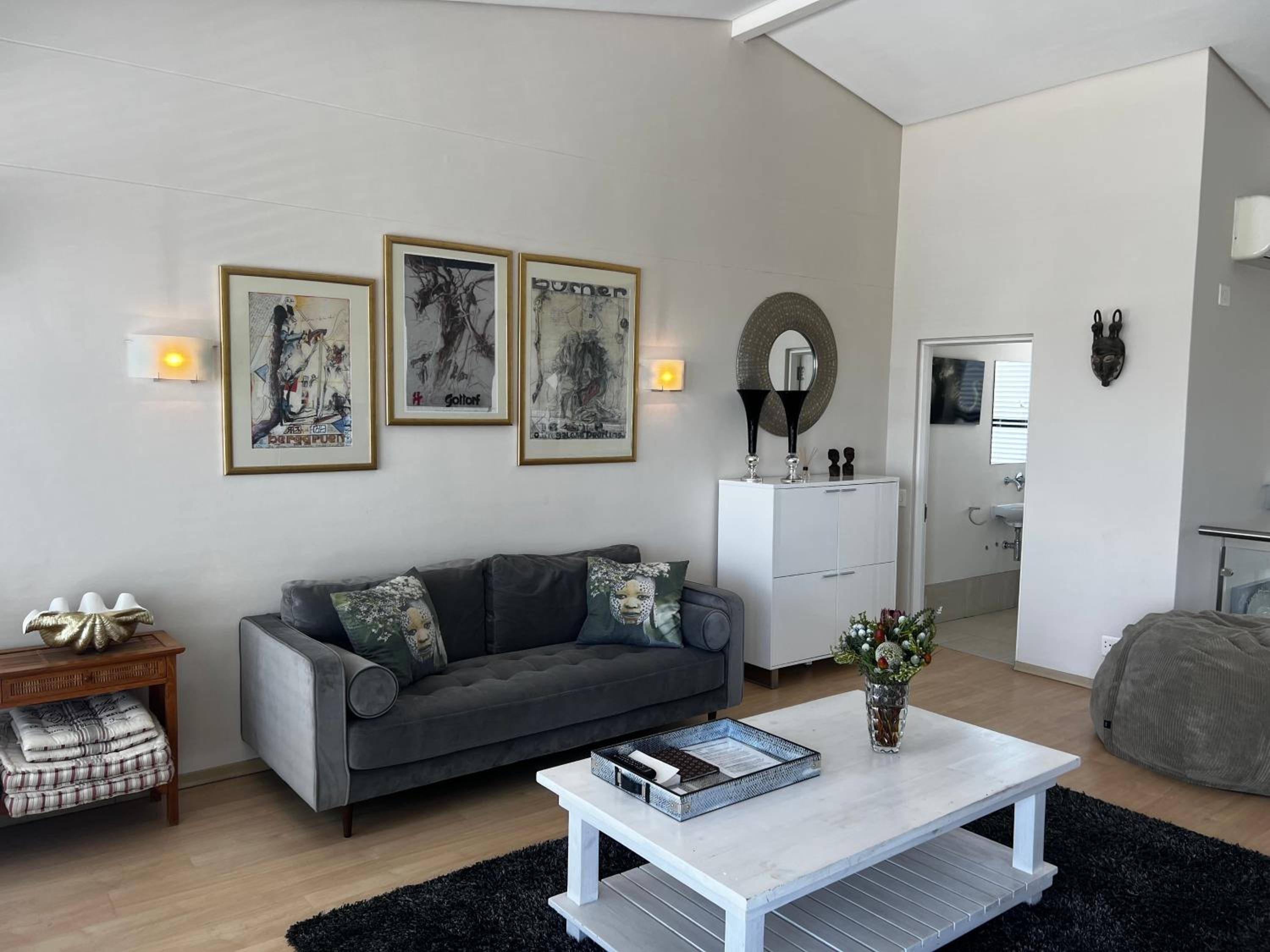 Design City Centre Apartment (2 Bedrooms)
