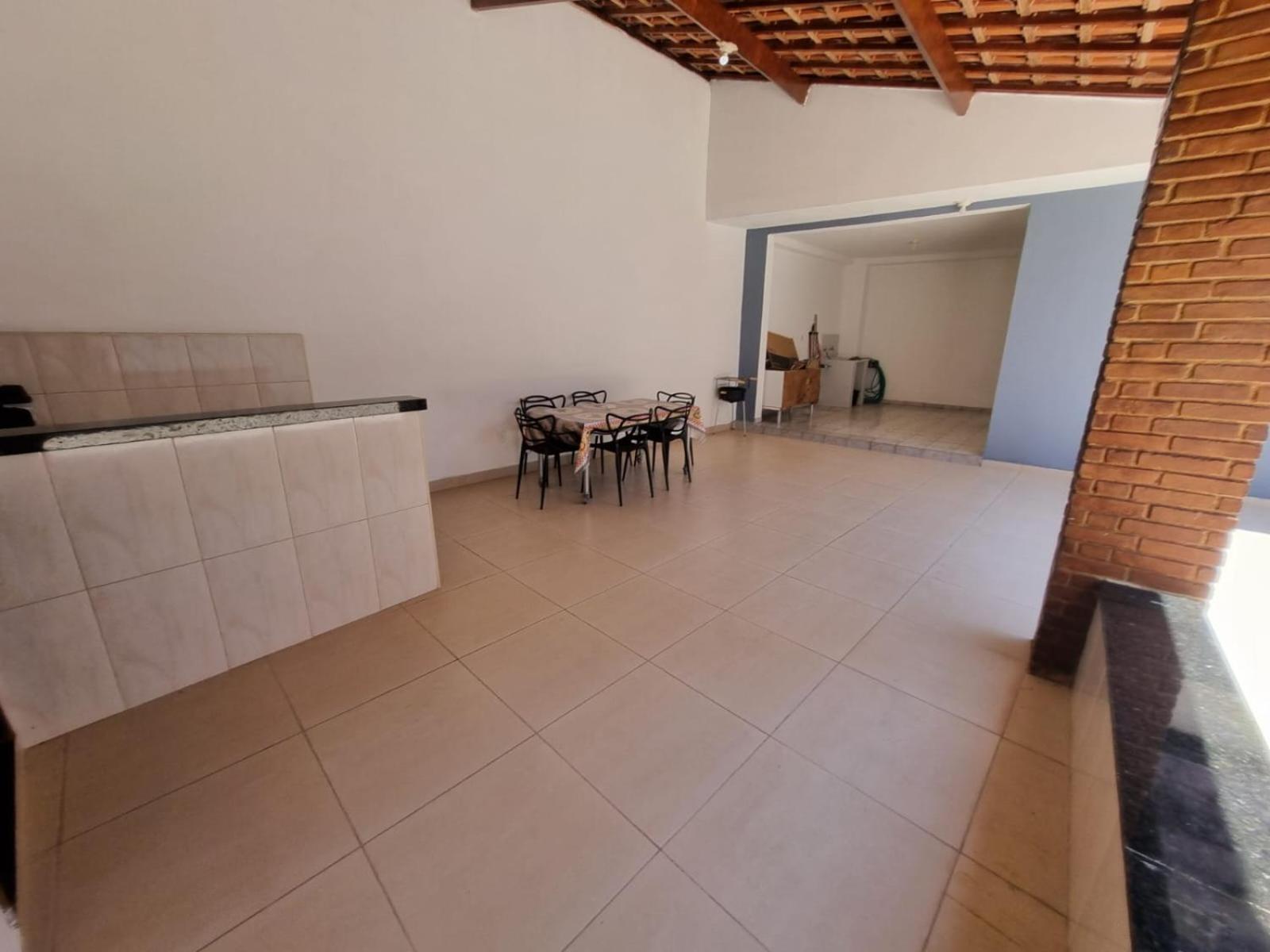 Casa nova e confortável próxima ao Santuário