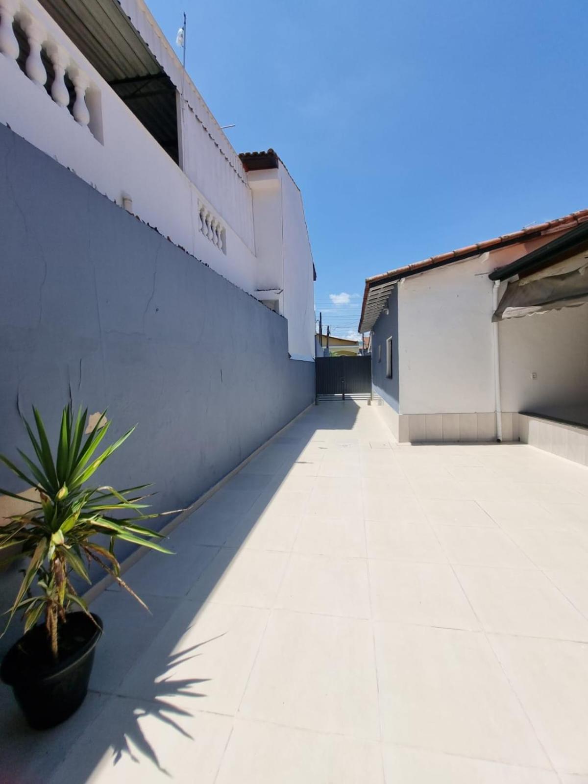 Casa nova e confortável próxima ao Santuário