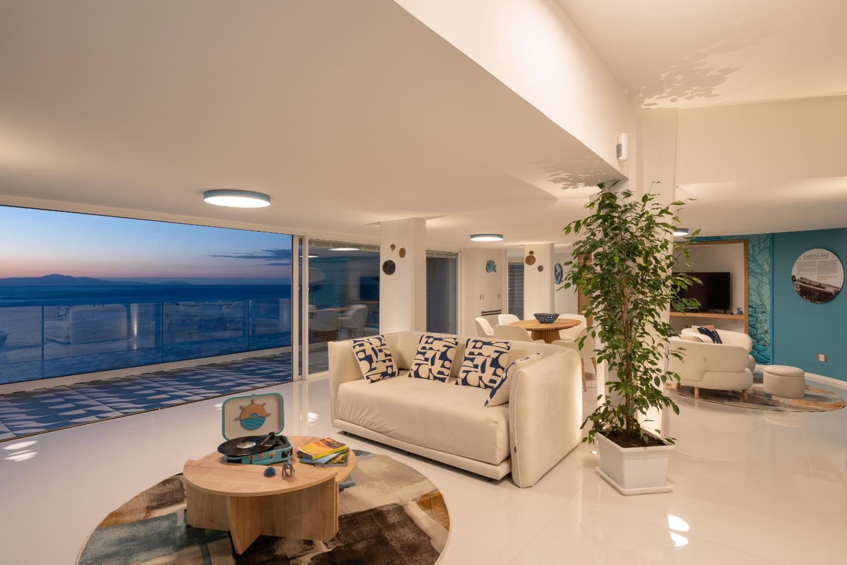 Laguna Blu view 2