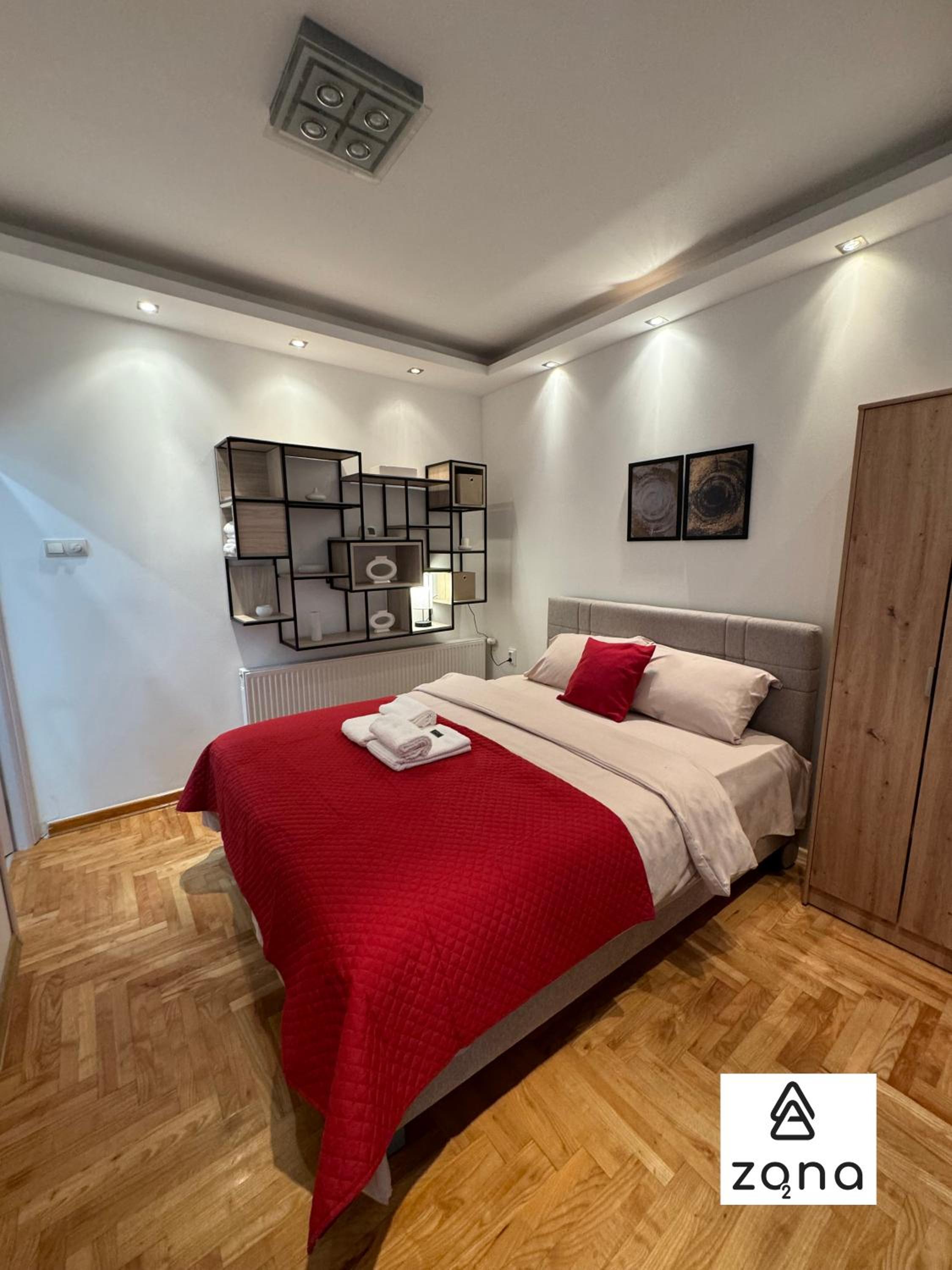 Zona Apartments 3