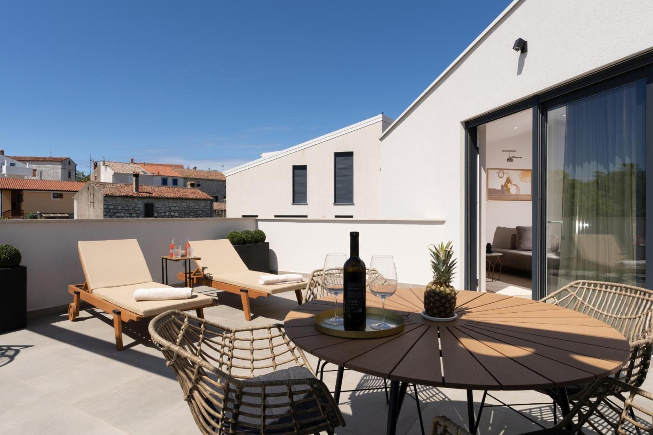 balance & terrace