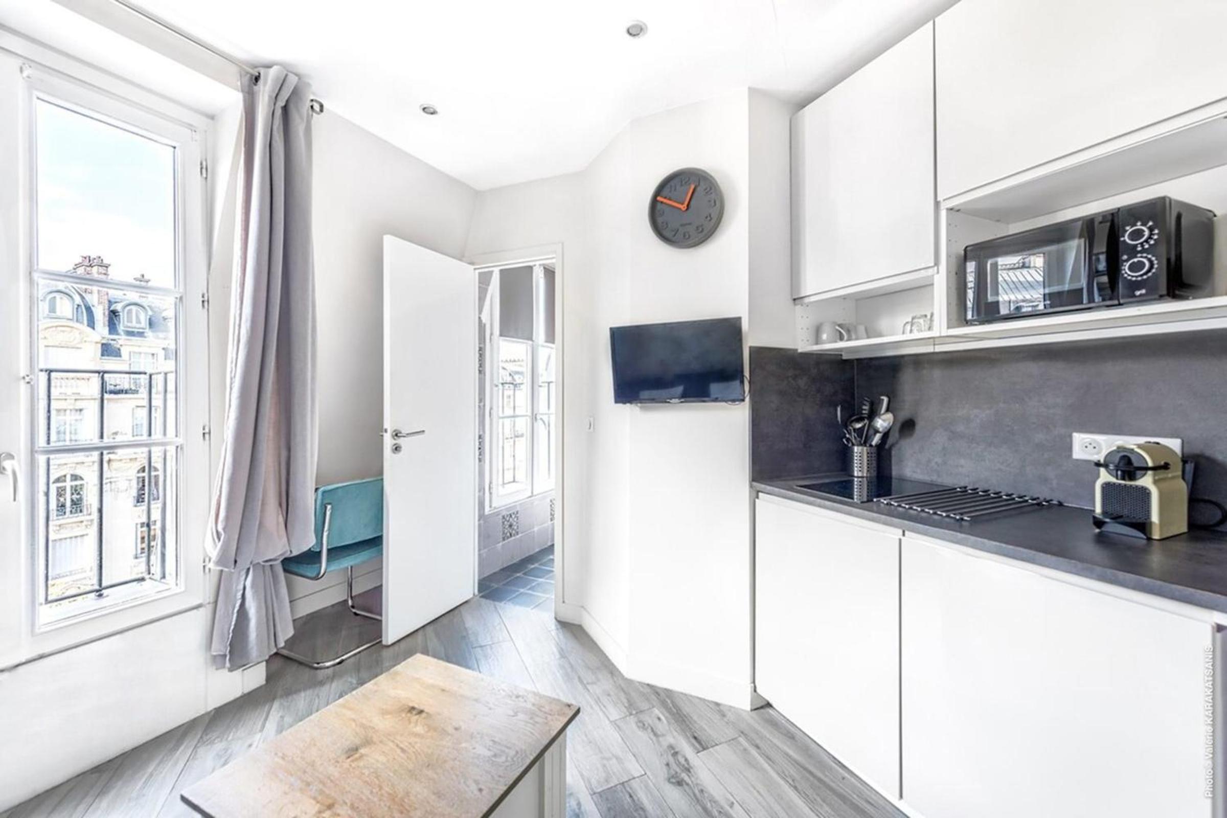 Studio Mac Mahon - Champs Elysees by B'Your Home