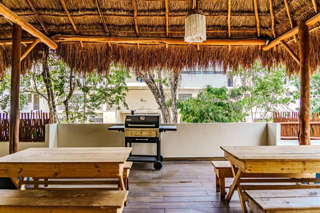 PH with private pool and bikes view 3