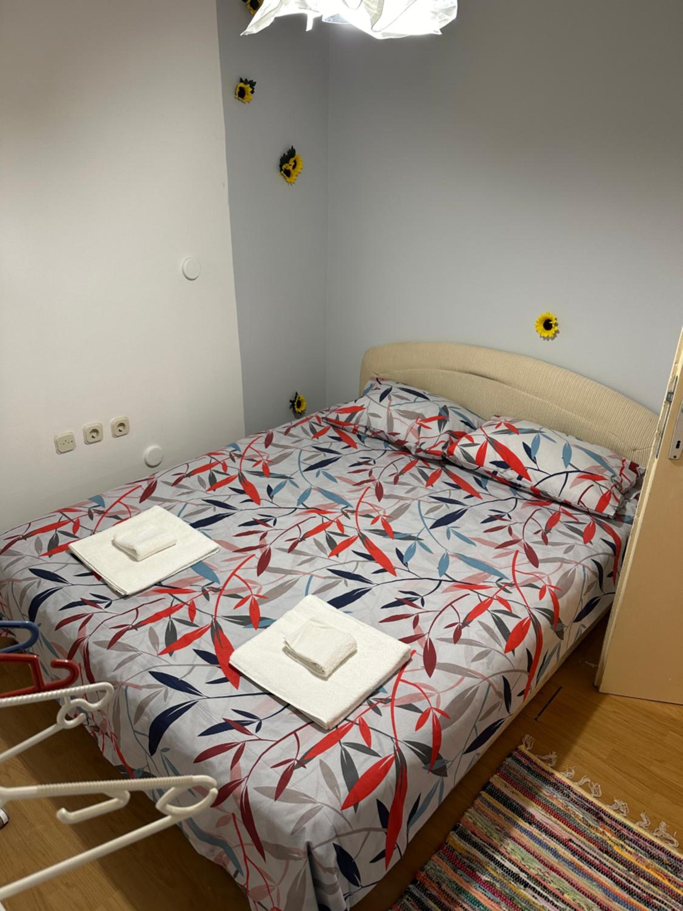 Golden Lily - Pet Friendly Apartment