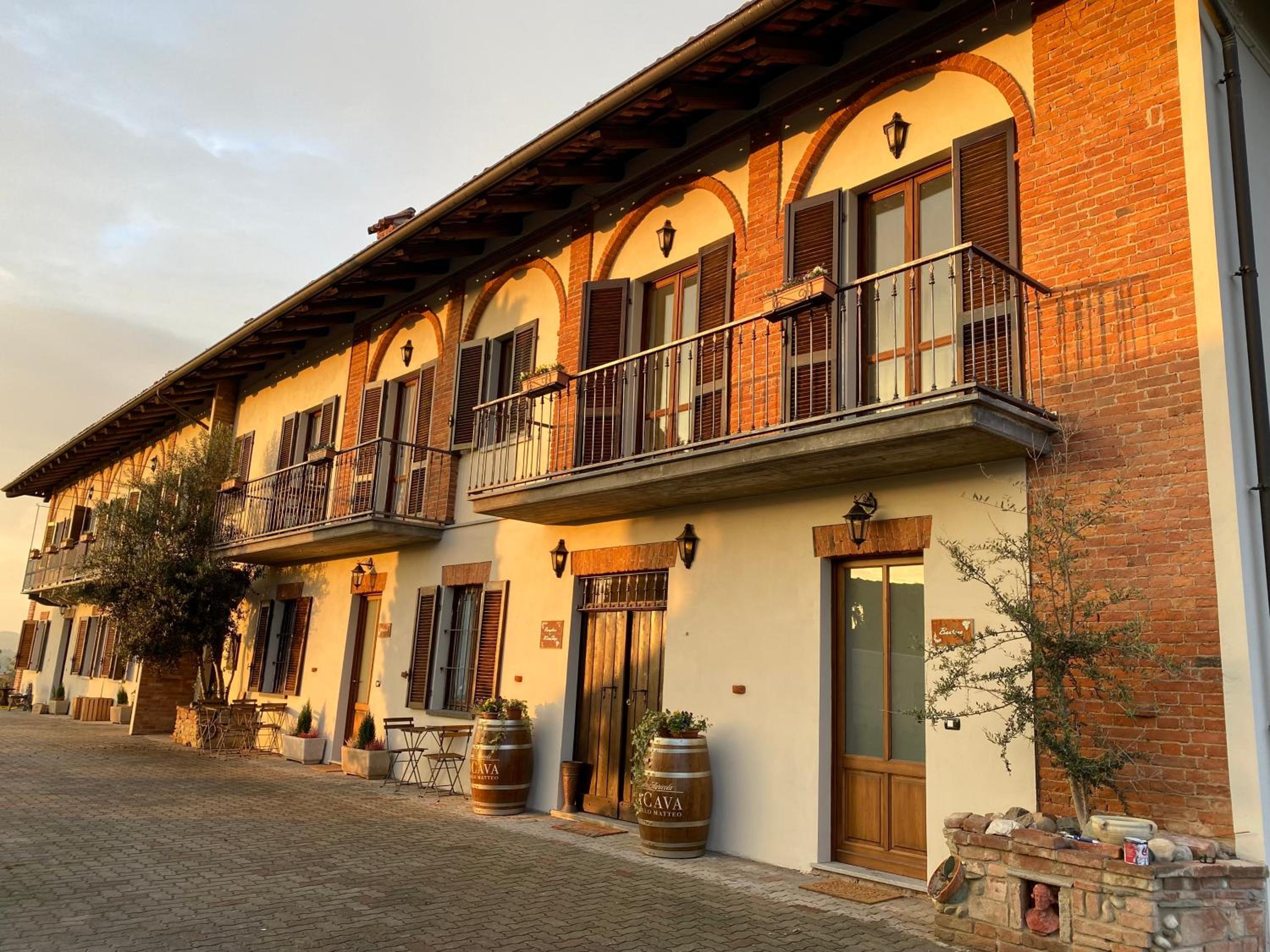 Tenuta Agricola La Cava- Cantina e Agriturismo view 2