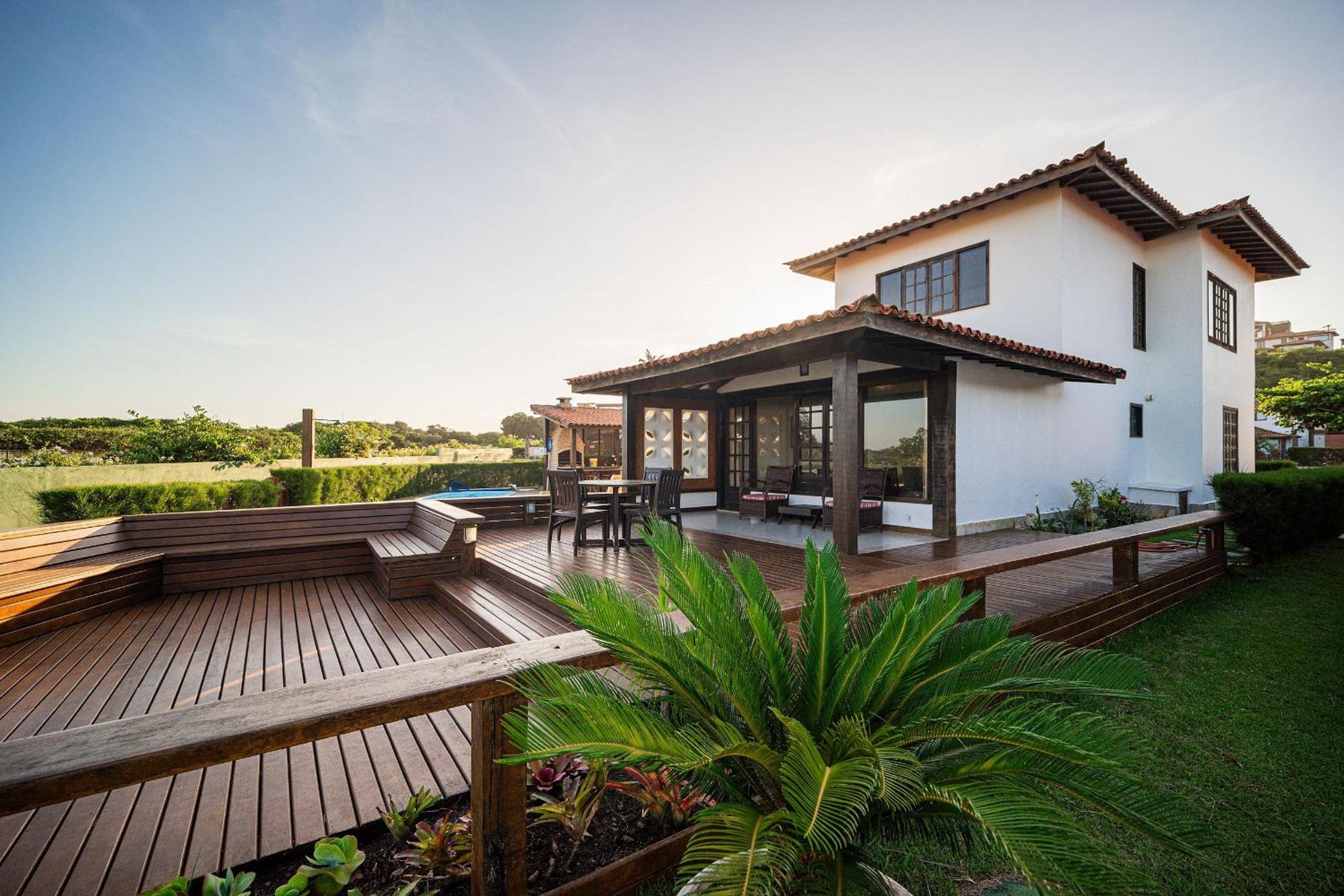 Bz60 House in a condominium right on the sand