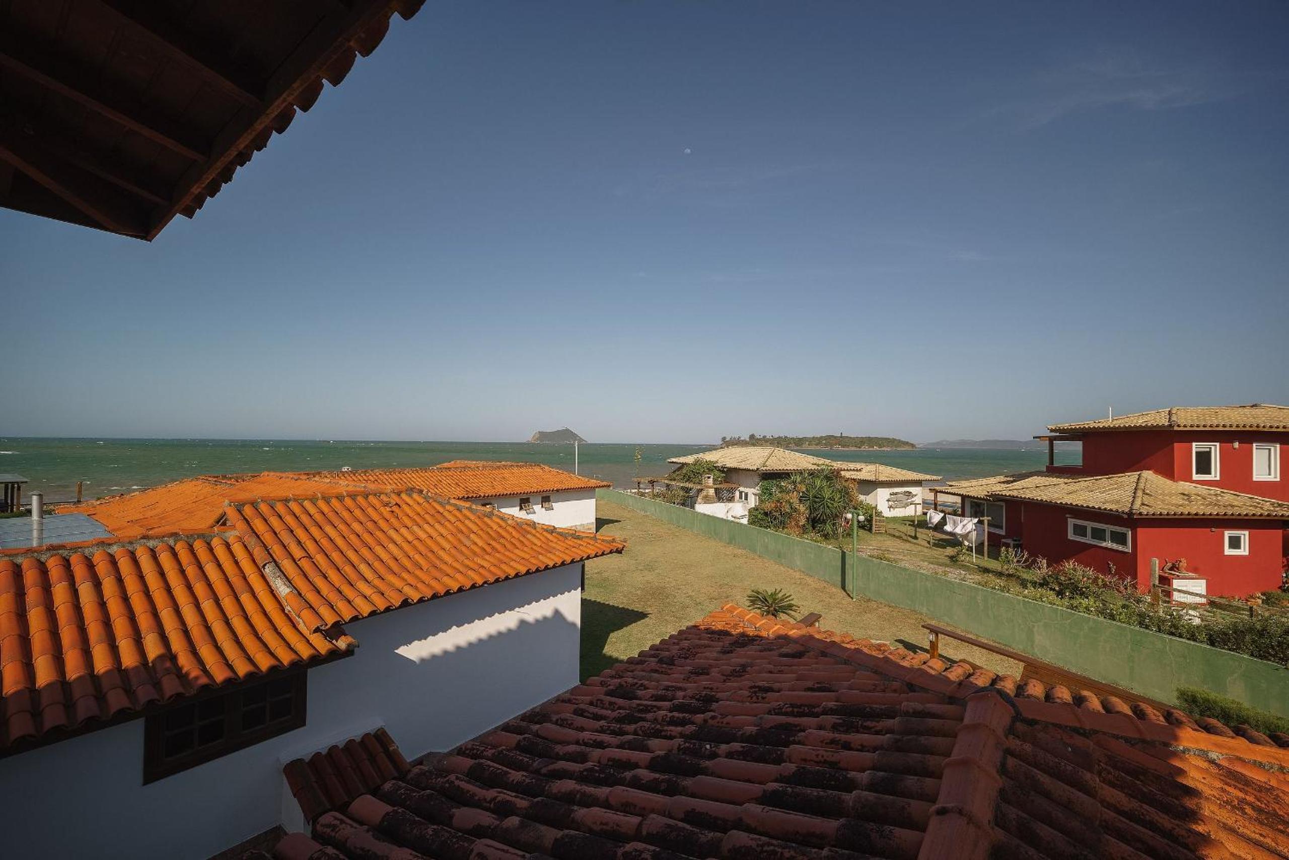 Bz60 House in a condominium right on the sand
