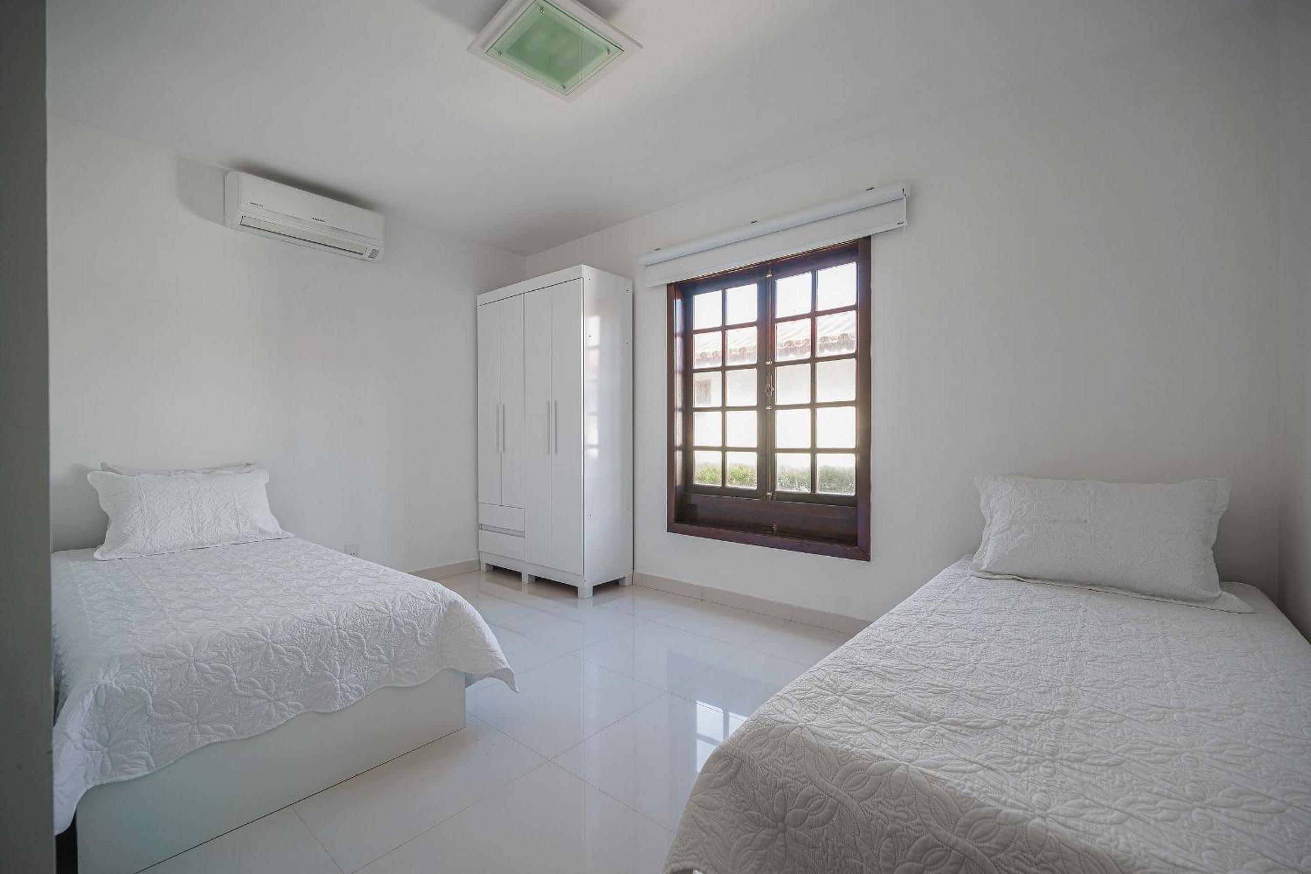 Bz60 House in a condominium right on the sand