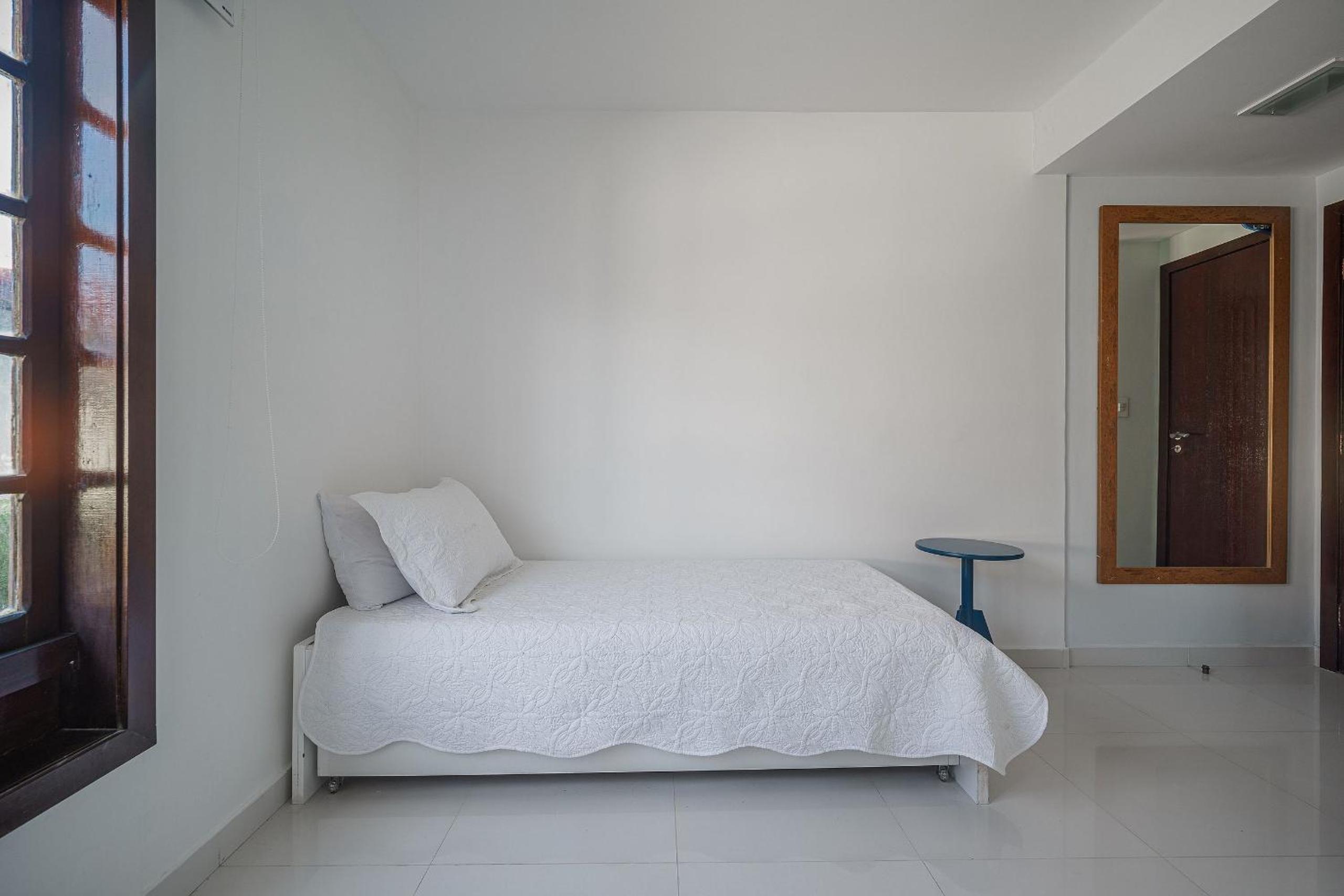 Bz60 House in a condominium right on the sand