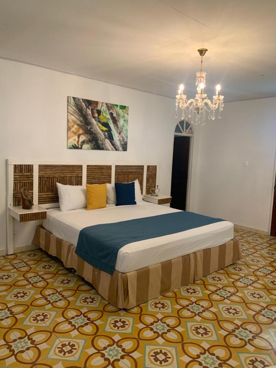 FINCA VILLA ESMERALDA