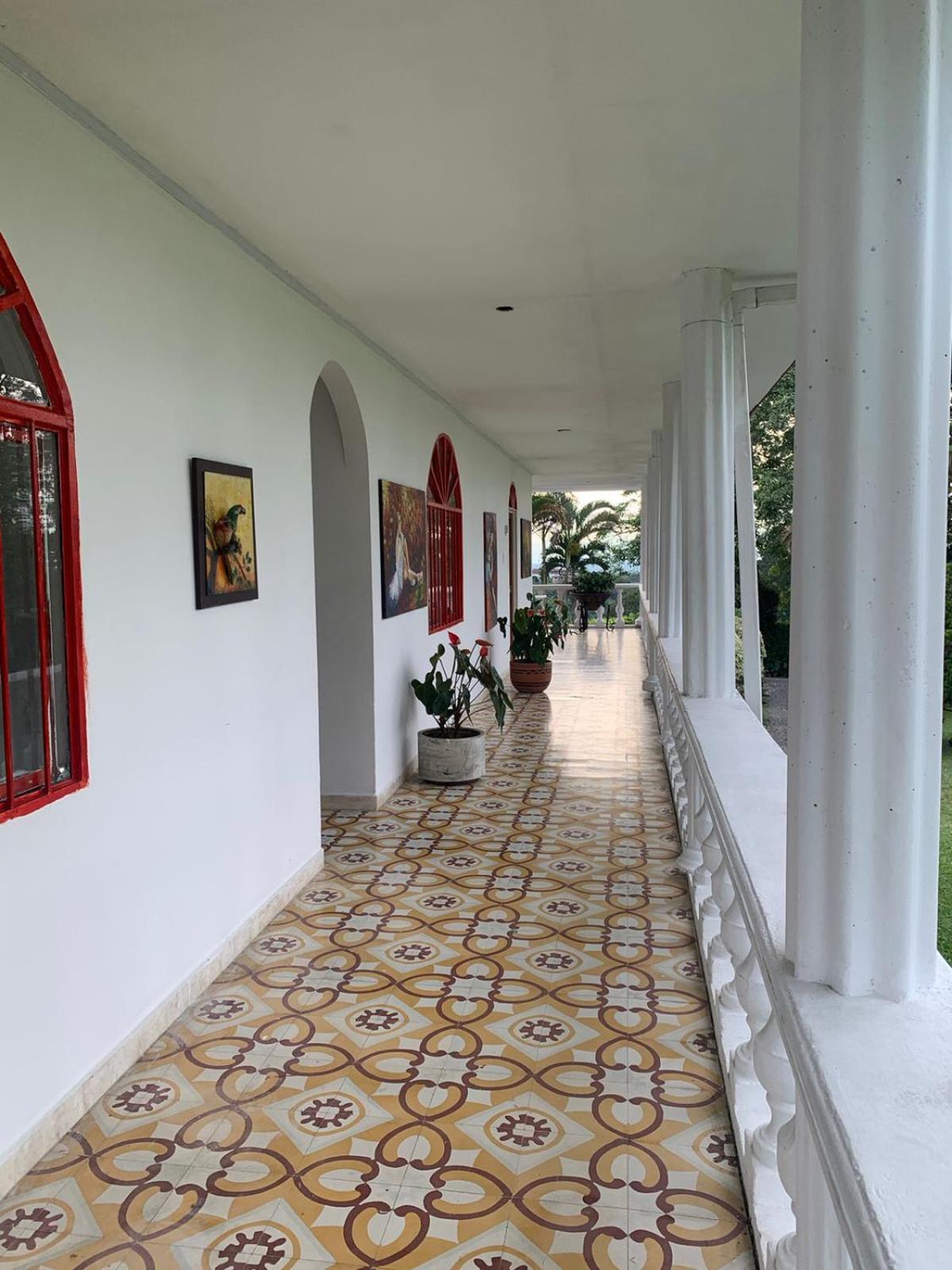 FINCA VILLA ESMERALDA