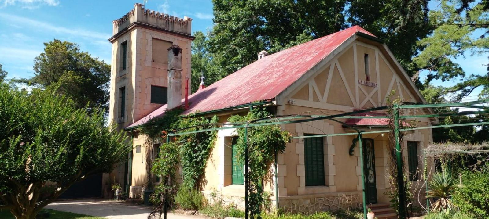 Cabaña en quinta la aurora