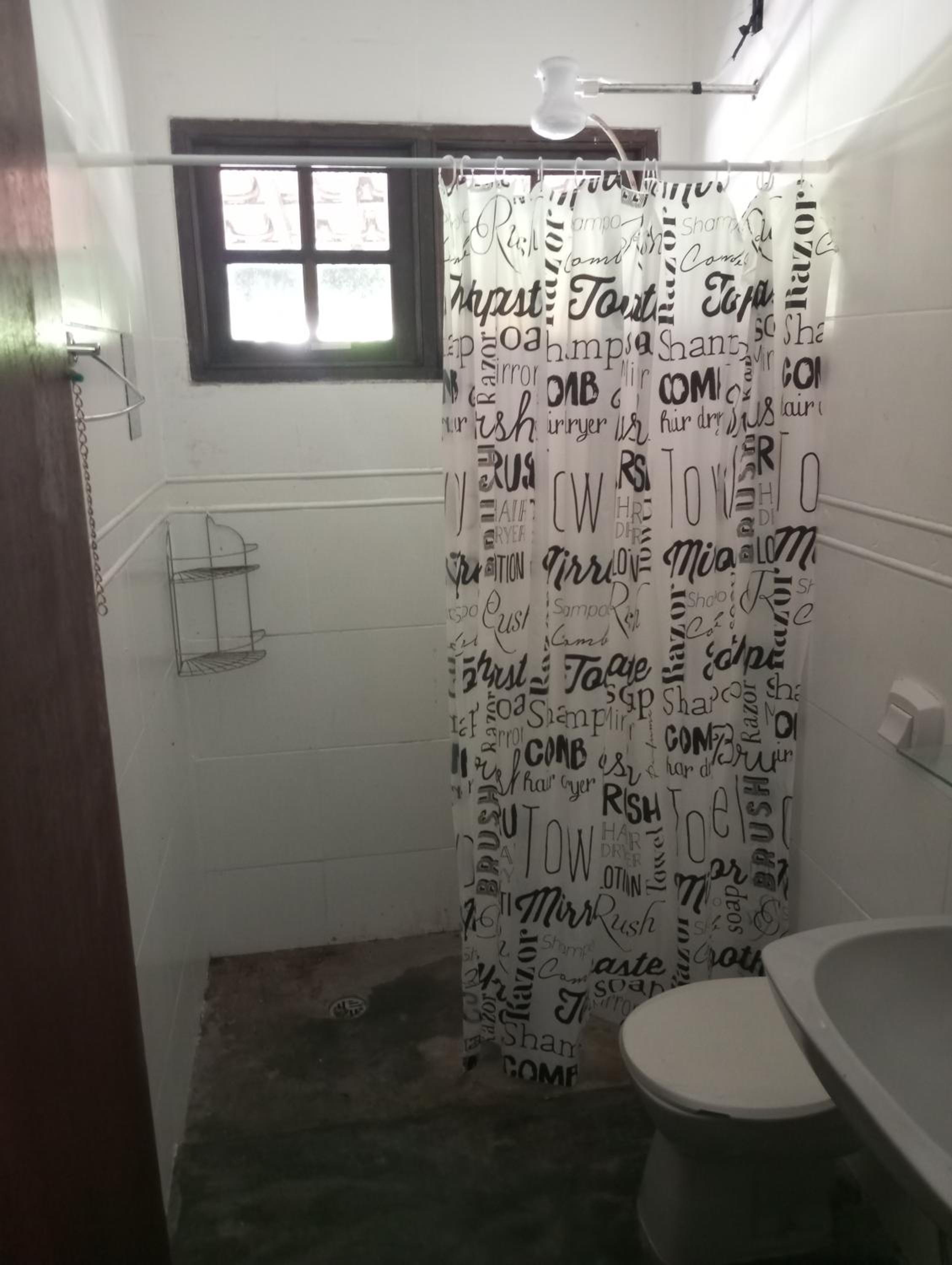 Casa no centro de Caraguatatuba próx da praia