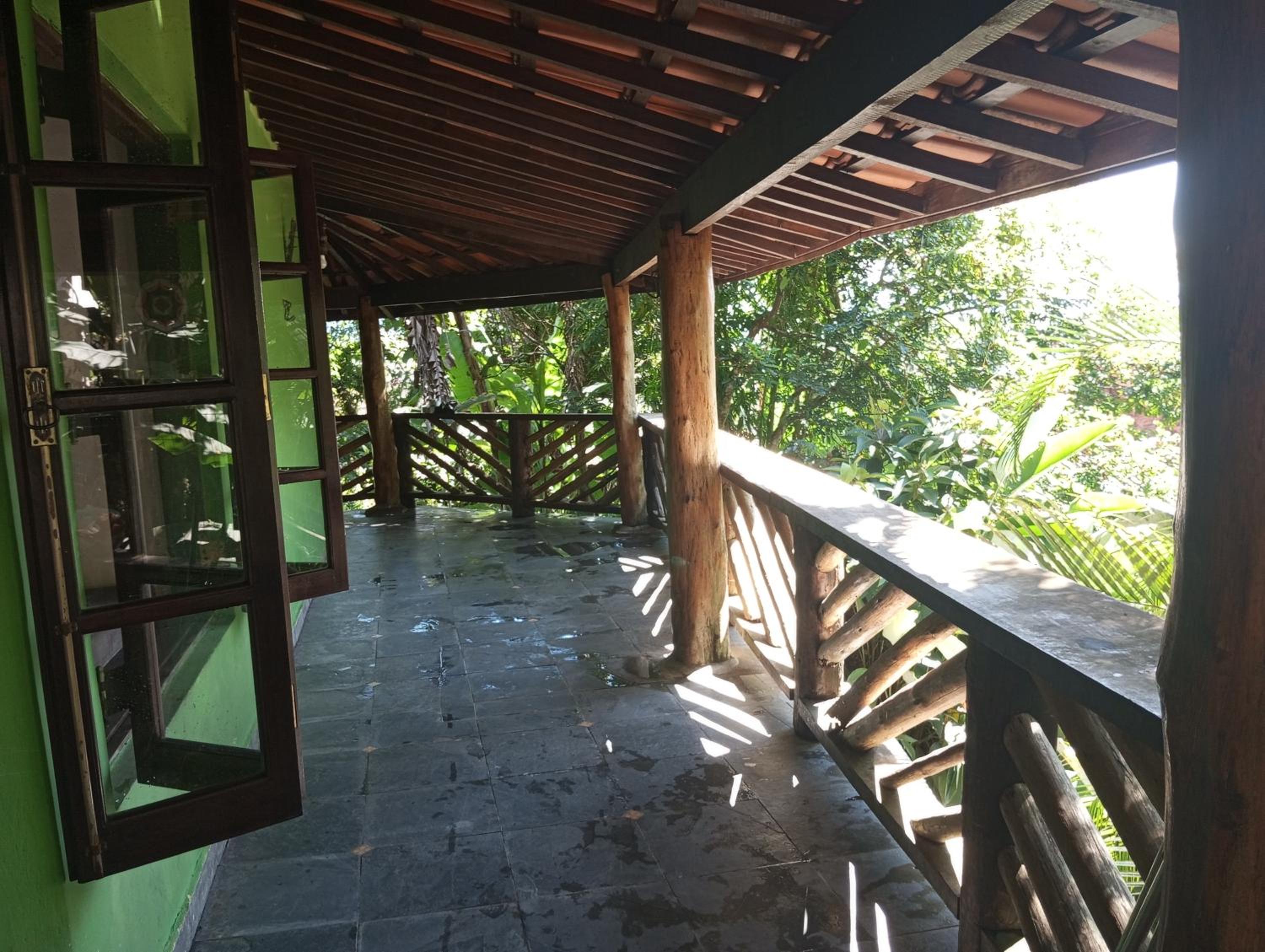 Casa no centro de Caraguatatuba próx da praia