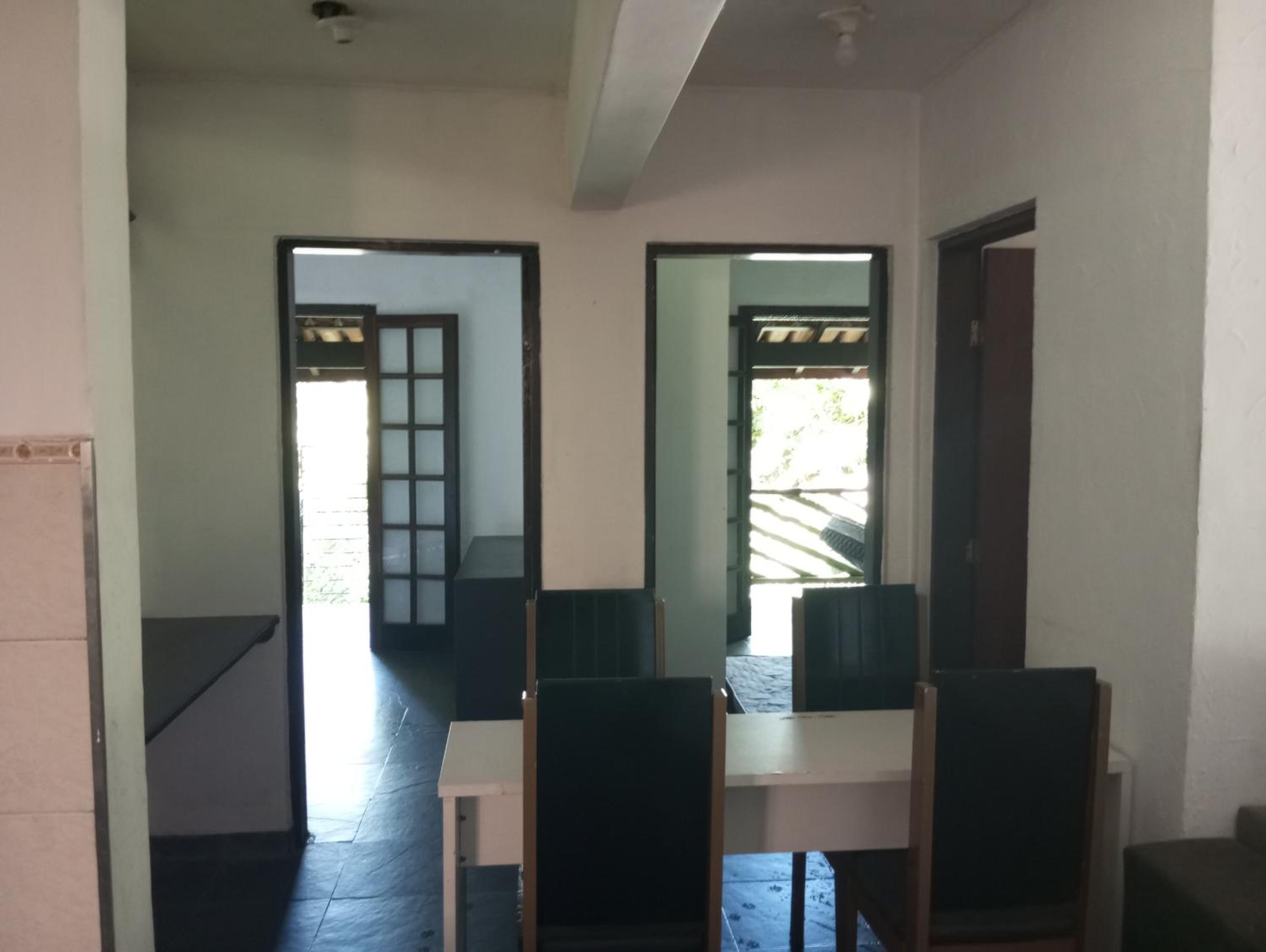 Casa no centro de Caraguatatuba próx da praia