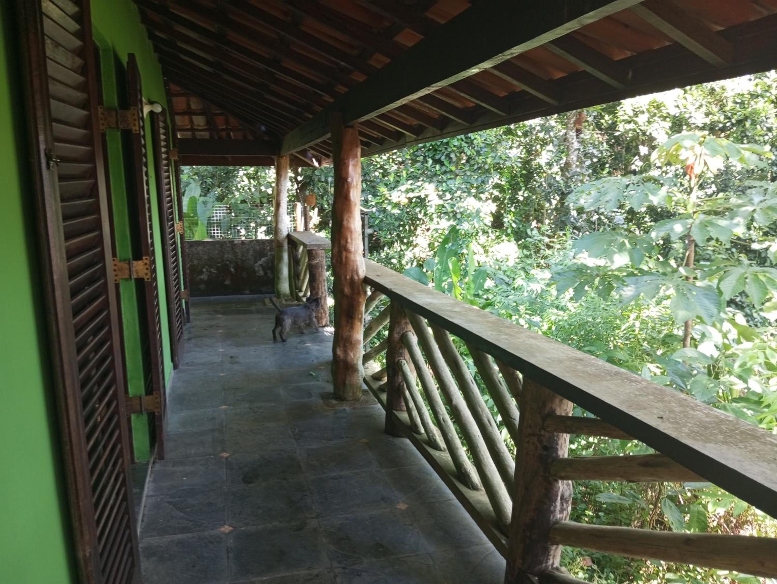 Casa no centro de Caraguatatuba próx da praia