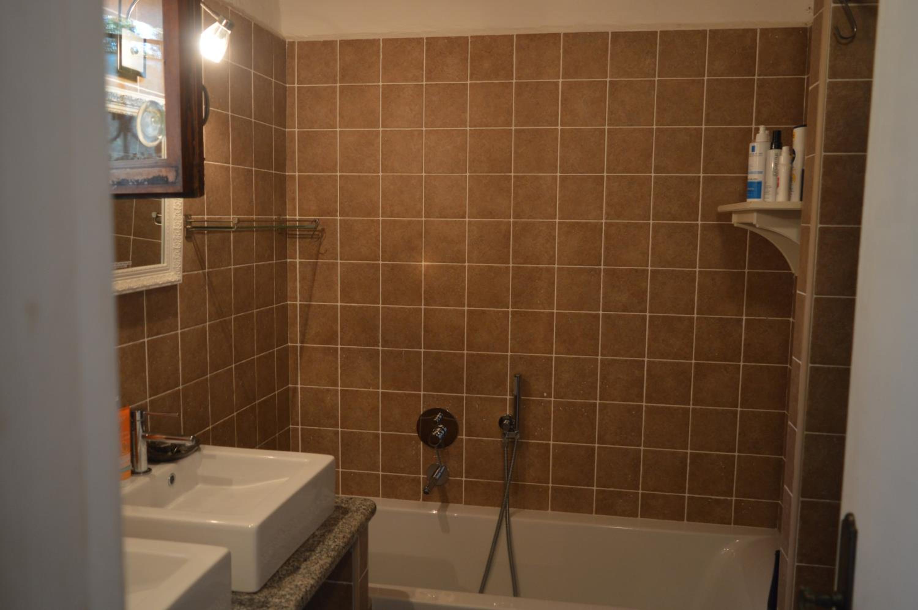 Photo 38