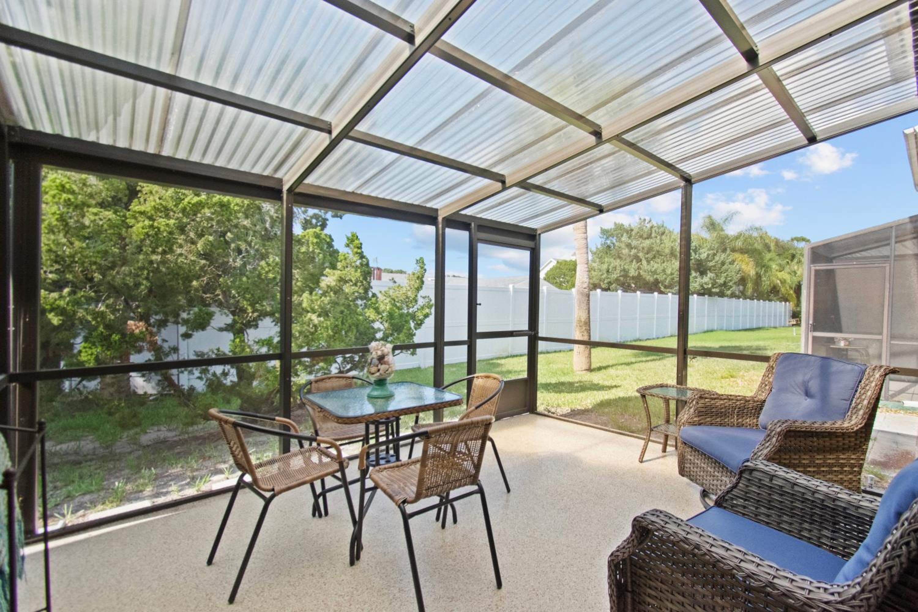 2 Bed/2 Bath Beach Condo view 5
