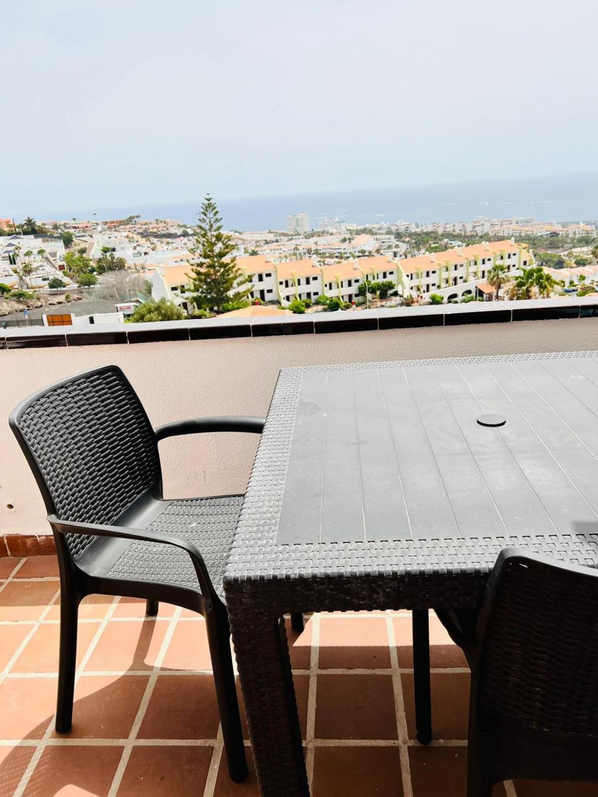 Colina Blanca Views