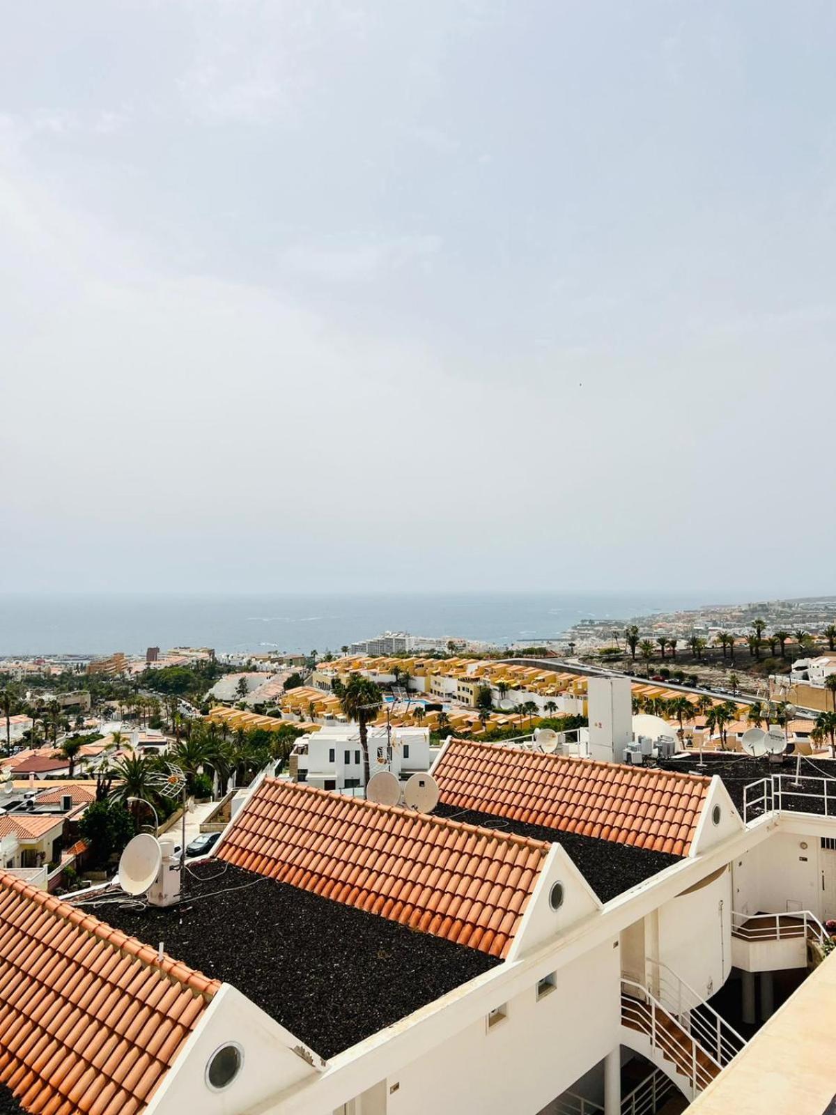 Colina Blanca Views