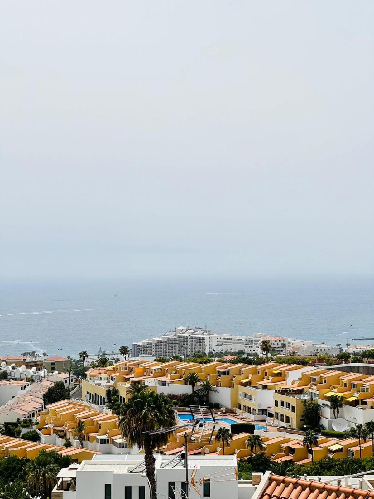Colina Blanca Views