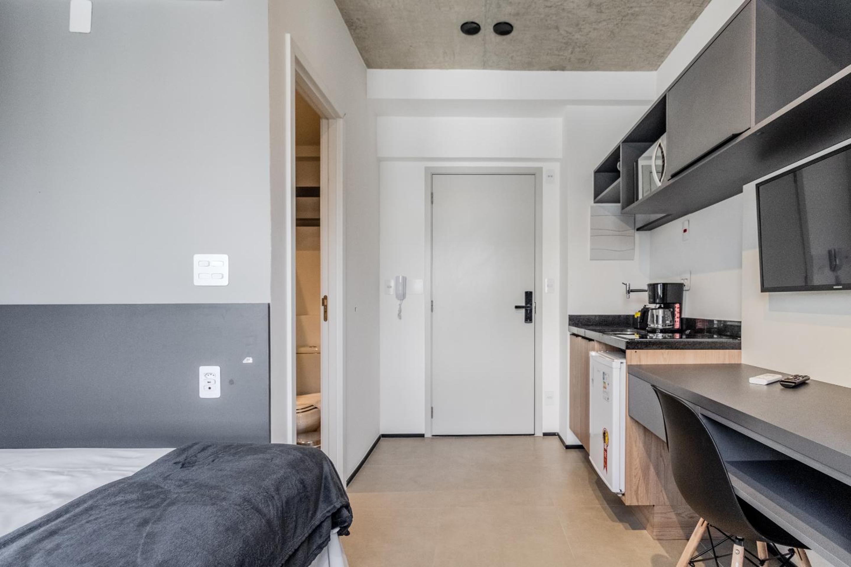 360 VN On Lorena by Housi