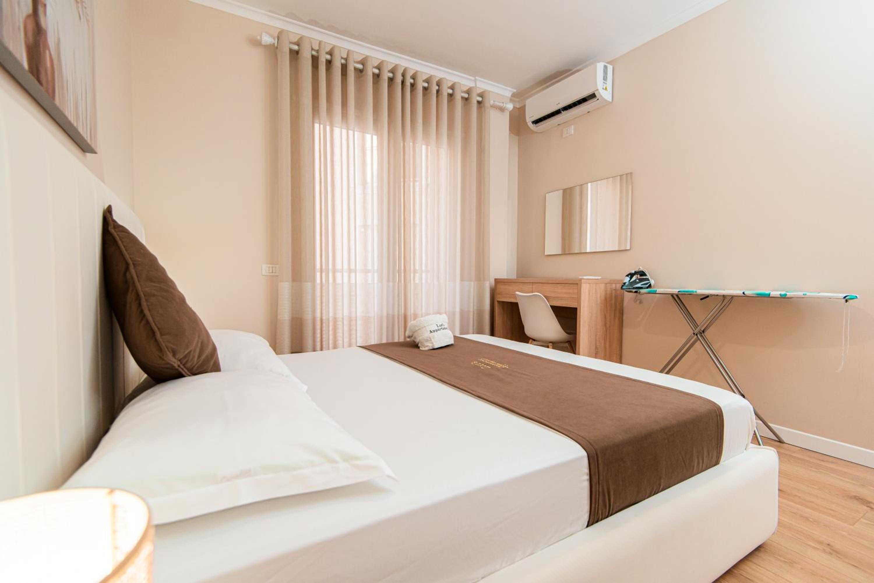 Loris Apartaments 204