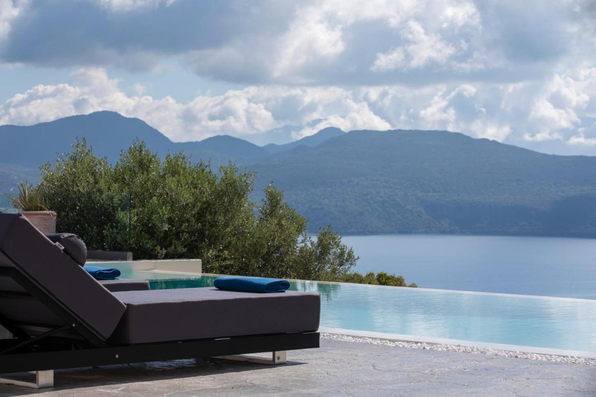 Rachi Sea View White Villa photo 4