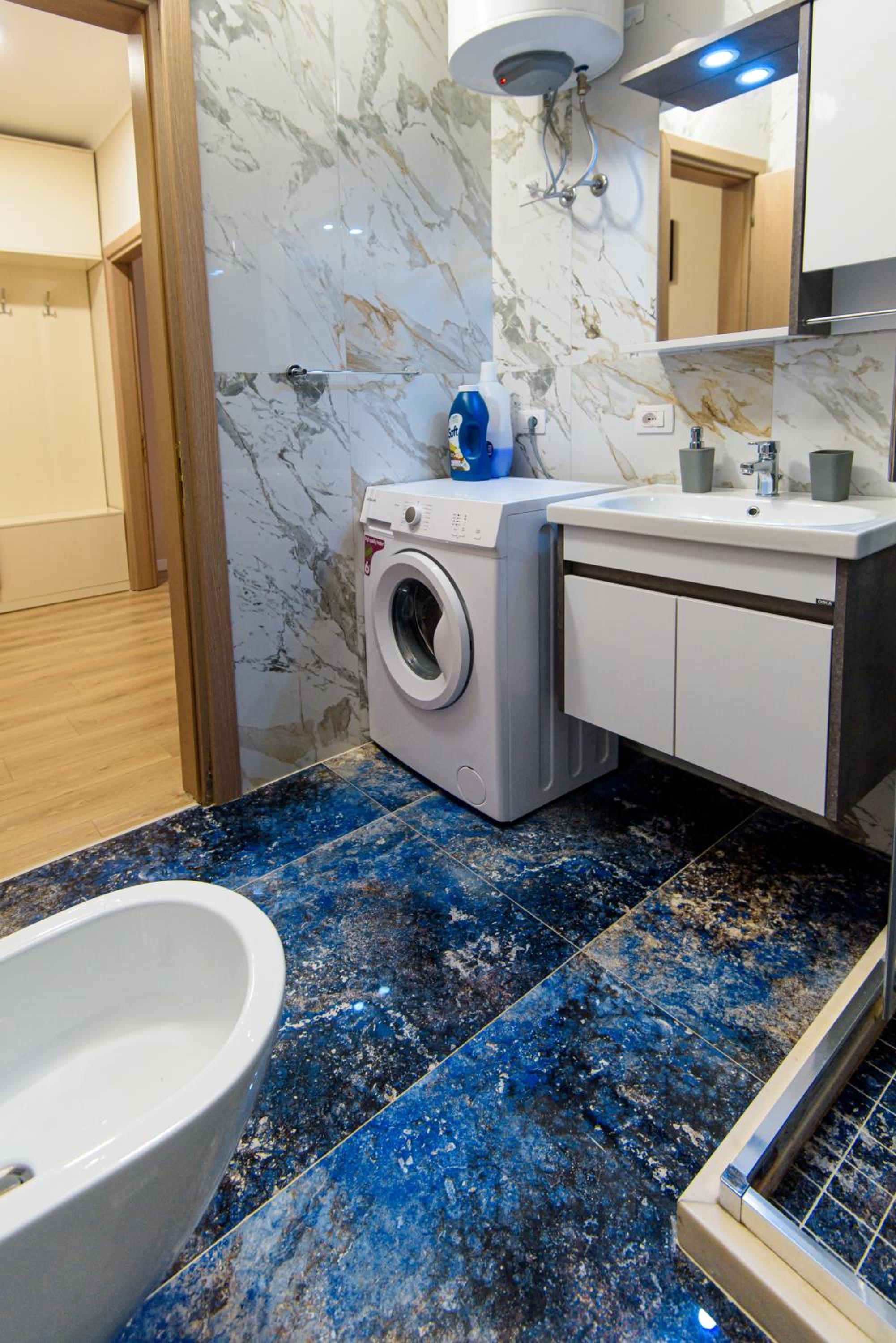 Loris Apartaments 204