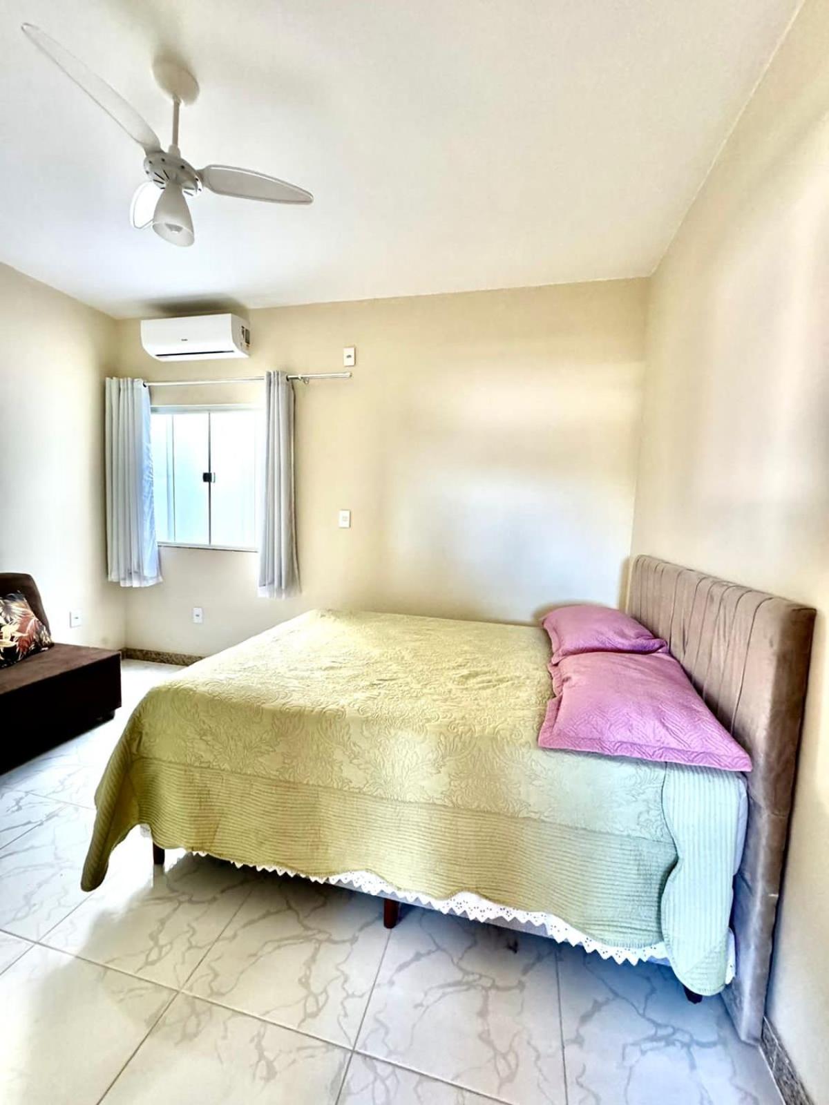 Aptos Luxo completo 2 e 3 quartos em Guriri 300 mts da praia Wi-fi grátis