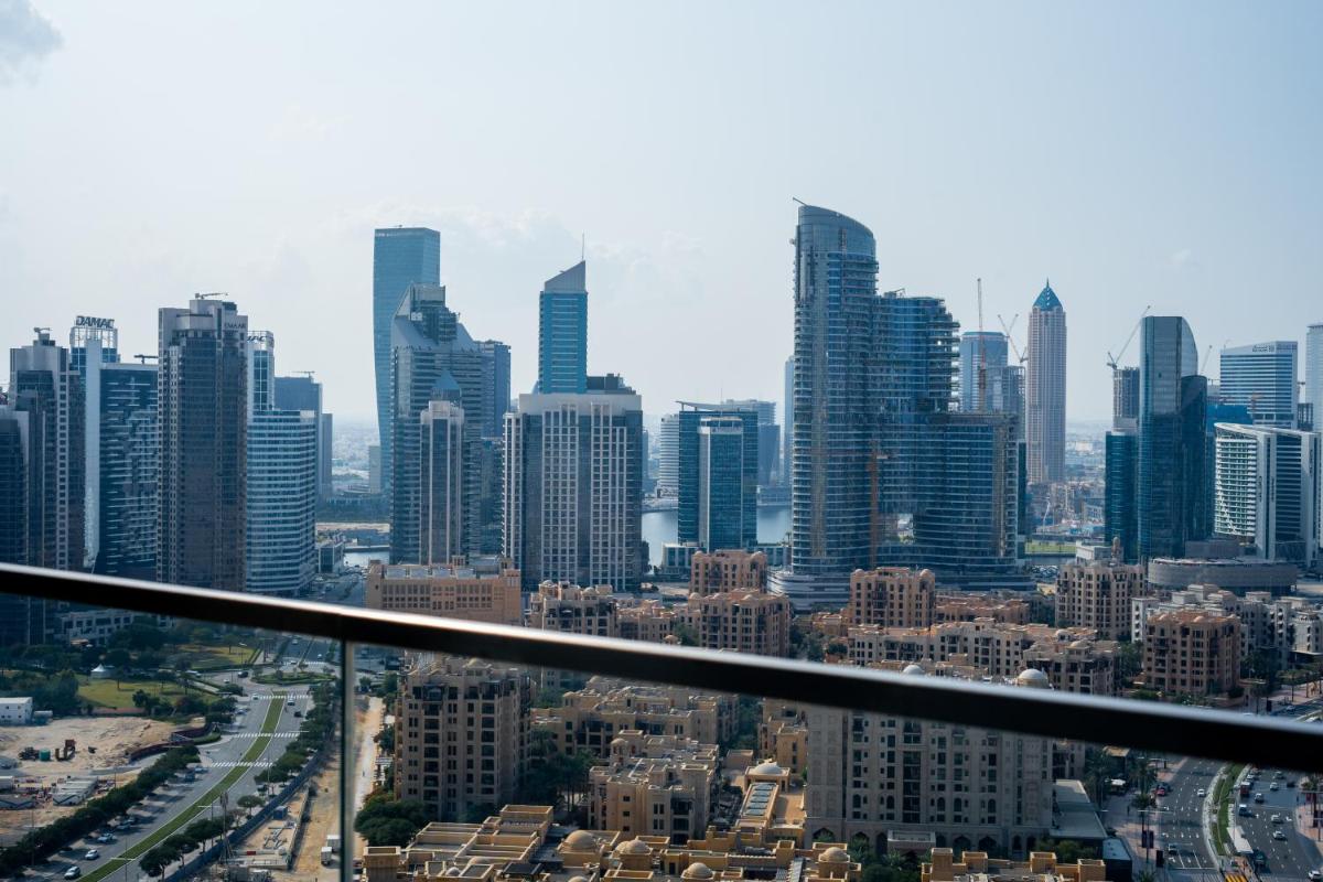 Boulevard Point View