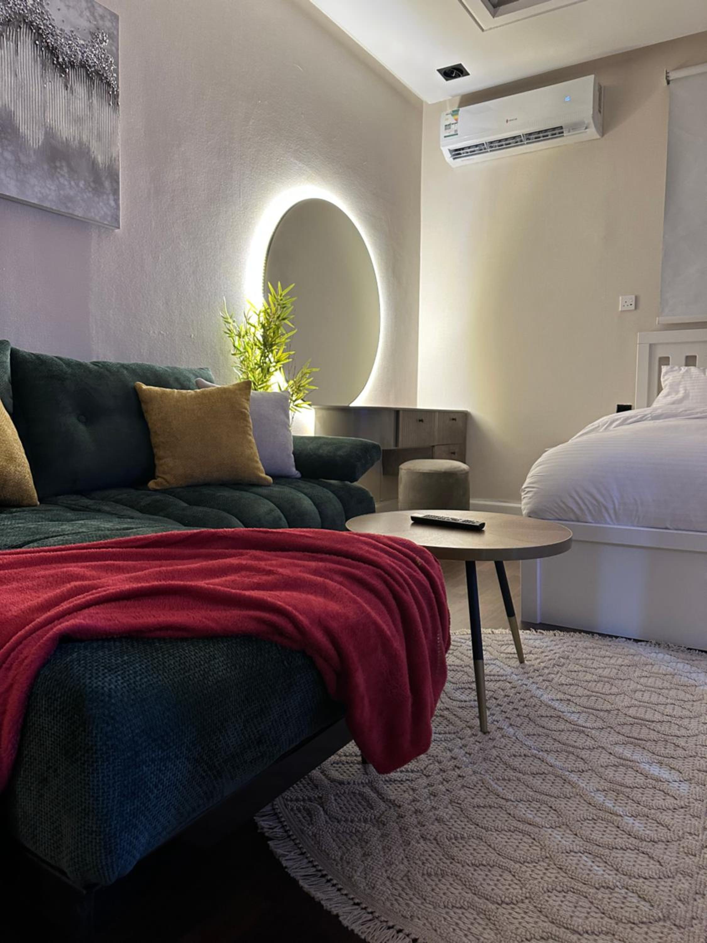 Gh-03 Cozy Stylish Riyadh Apartment