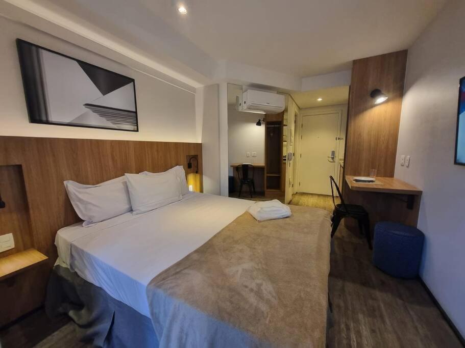 Loft Andar Alto/Centro/Consolação, 1111