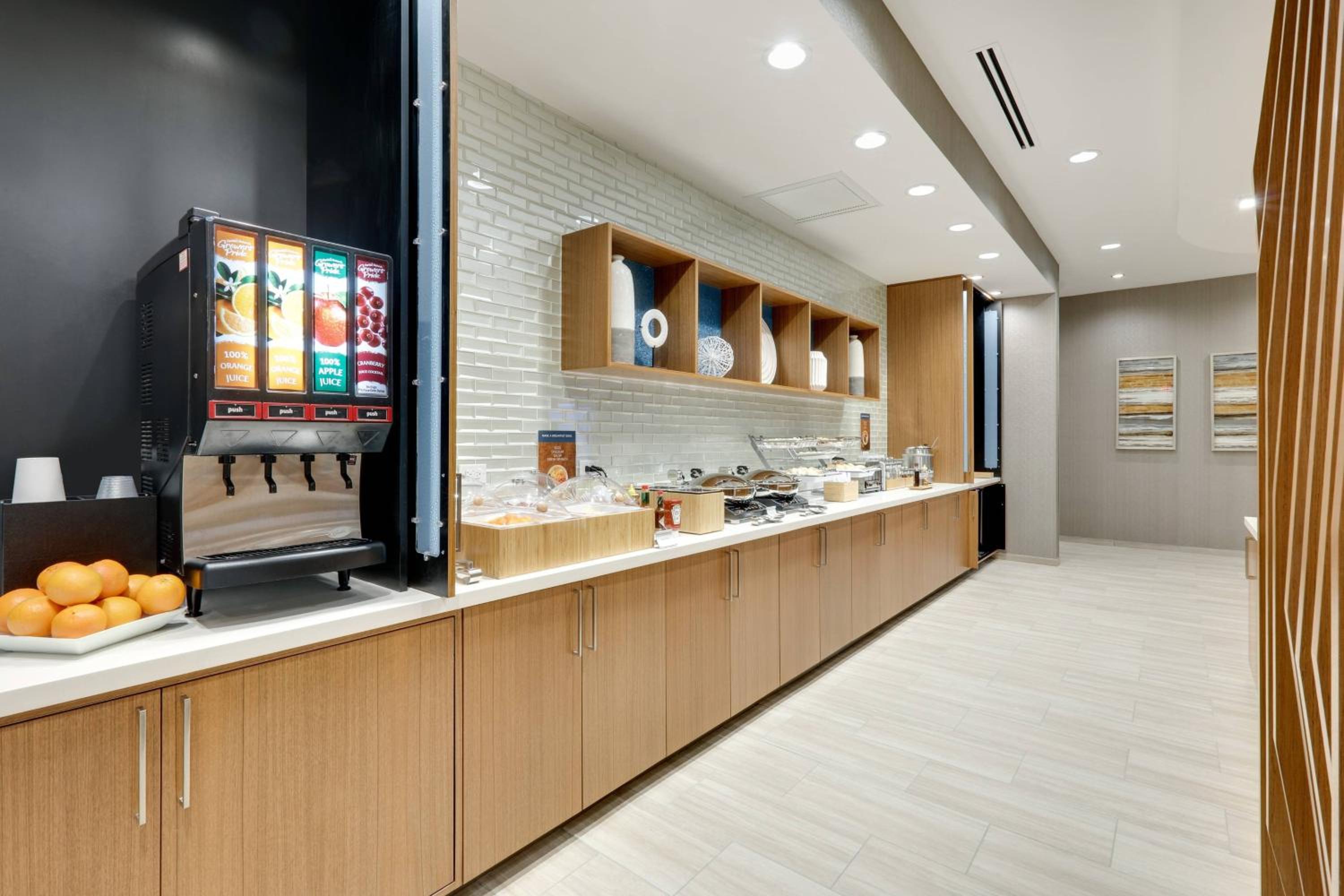 Mansfield Vacations - SpringHill Suites by Marriott Dallas Mansfield - Property Image 9