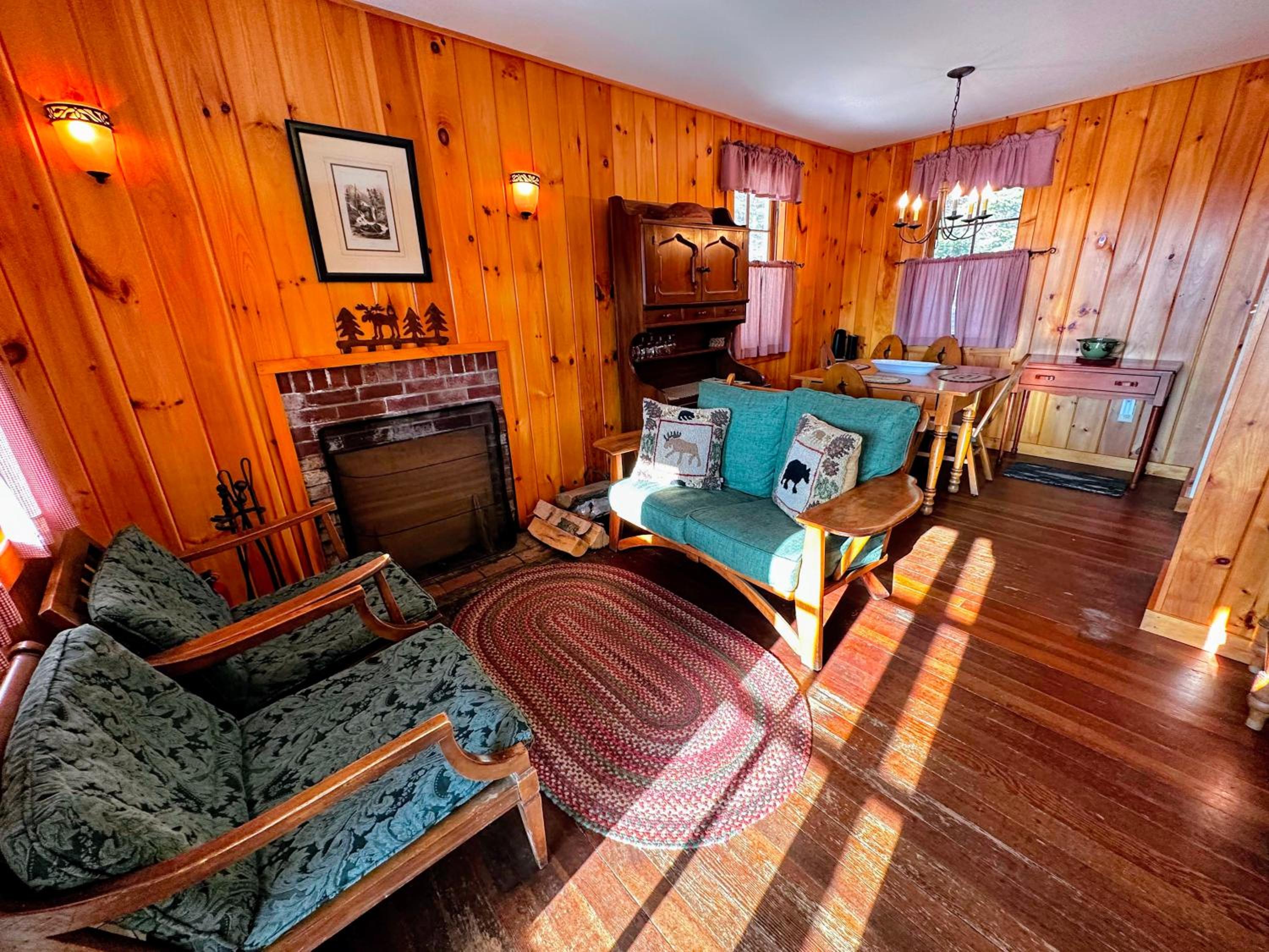 11G Quintessential New Engalnd Cottage with Fantastic Views! view 5